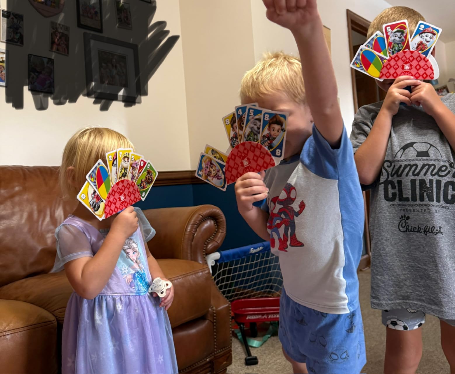 Gamewright - The Original Little Hands Playing Card Holder - Card Game Accessory for Kids - Ages 3 and Up - Perfect for Family Game Night! , 5