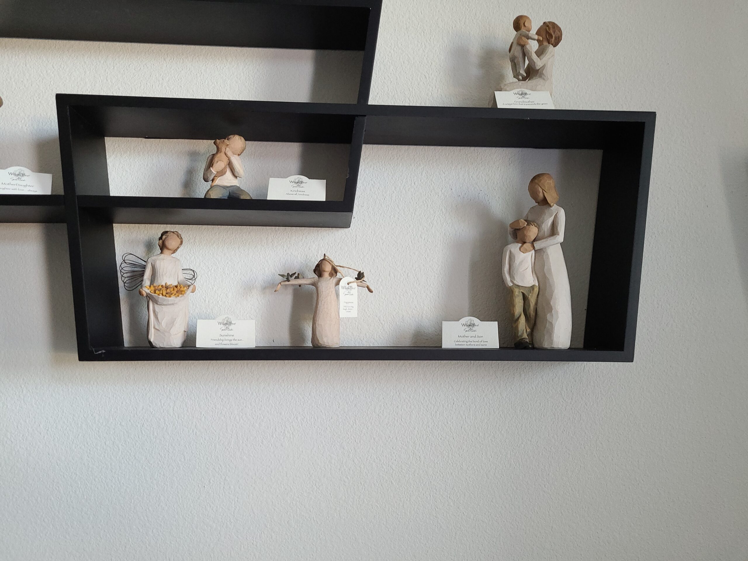 Willow Tree Mother and Son, Sculpted Hand-Painted Figure - Customer Photo 2