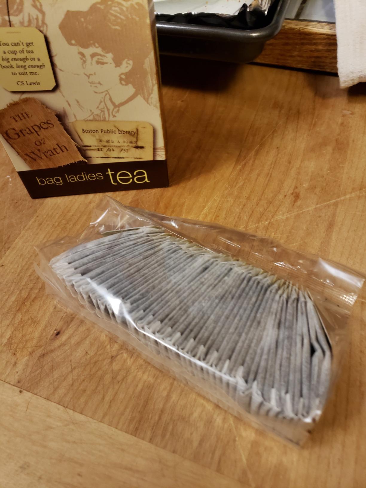 Novel Teas Book Lover's Tea contains 25 teabags individually tagged with literary quotes from the world over, made with the finest English Breakfast tea, for the book lover Customer Review Novel Teas Book Lover's Tea contains 25 teabags individually tagged with literary quotes from the world over, made with the finest English Breakfast tea, for the book lover - Customer Photo 1