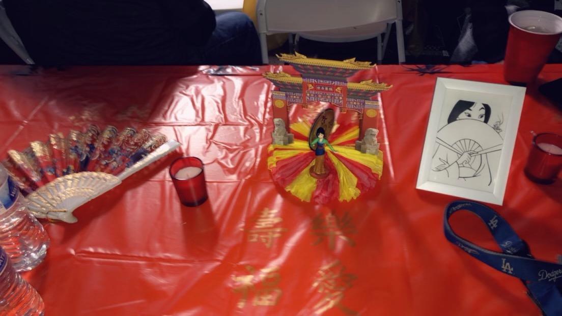 Asian Gong Centerpiece - Customer Photo 1