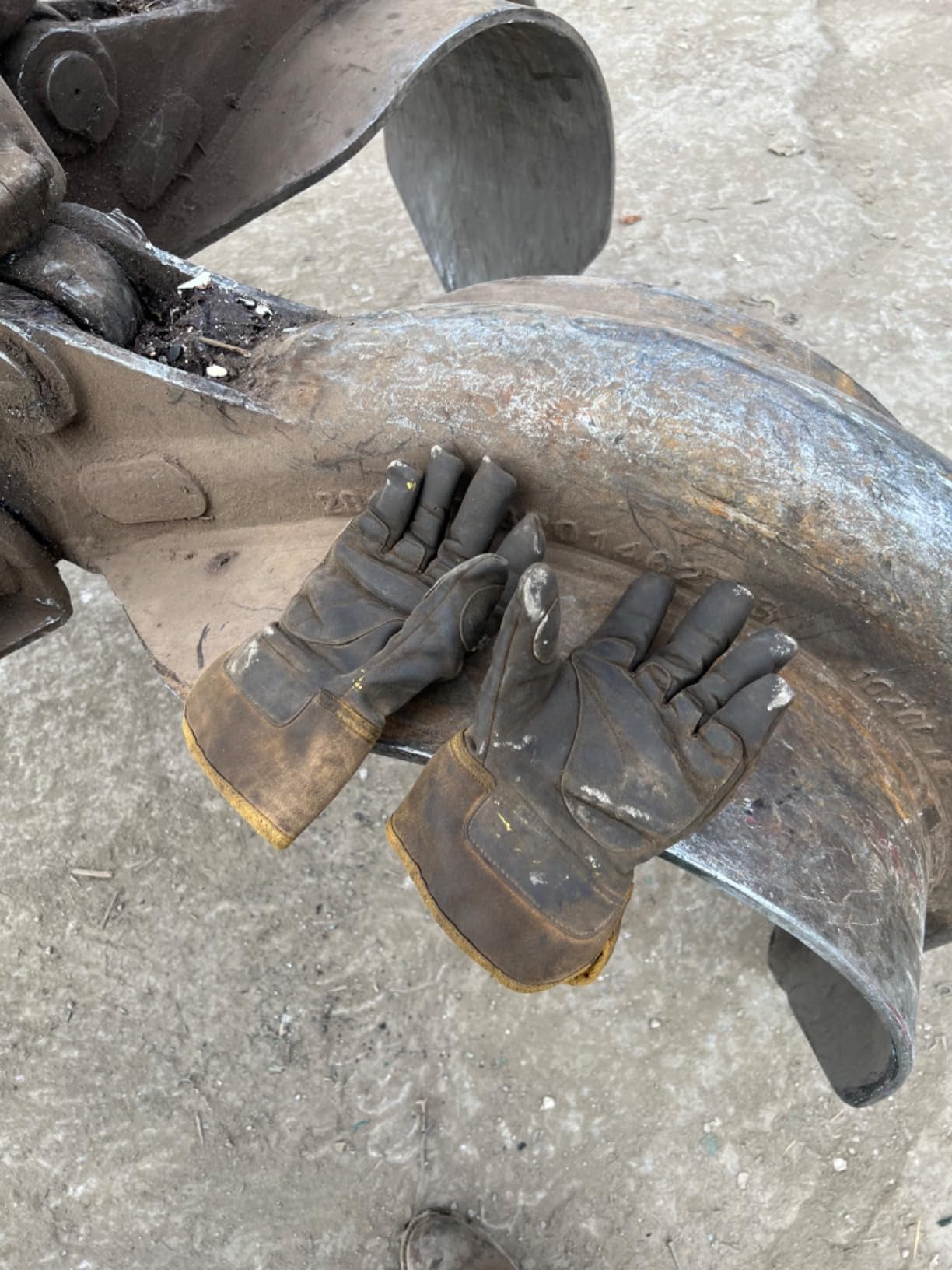 Carhartt Men's A518 System 5™ Safety Cuff Work Glove - Customer Photo 1