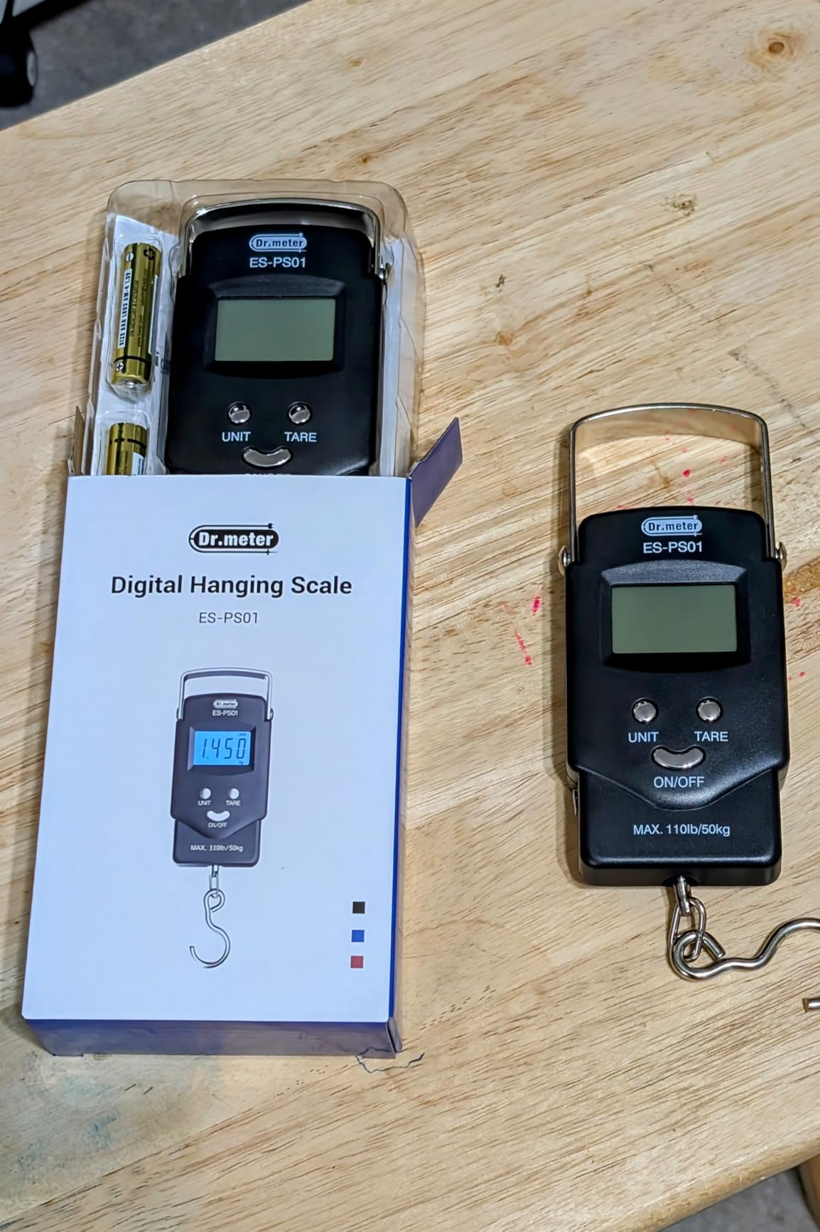 Fish Scale Luggage Scale Fishing Gear - 110lb Backlit LCD Display Digital Scale with Built-in Measuring Tape - Fishing Scale with 2 AAA Batteries, Pocket Size - Fishing Gifts for Men - Customer Photo 1