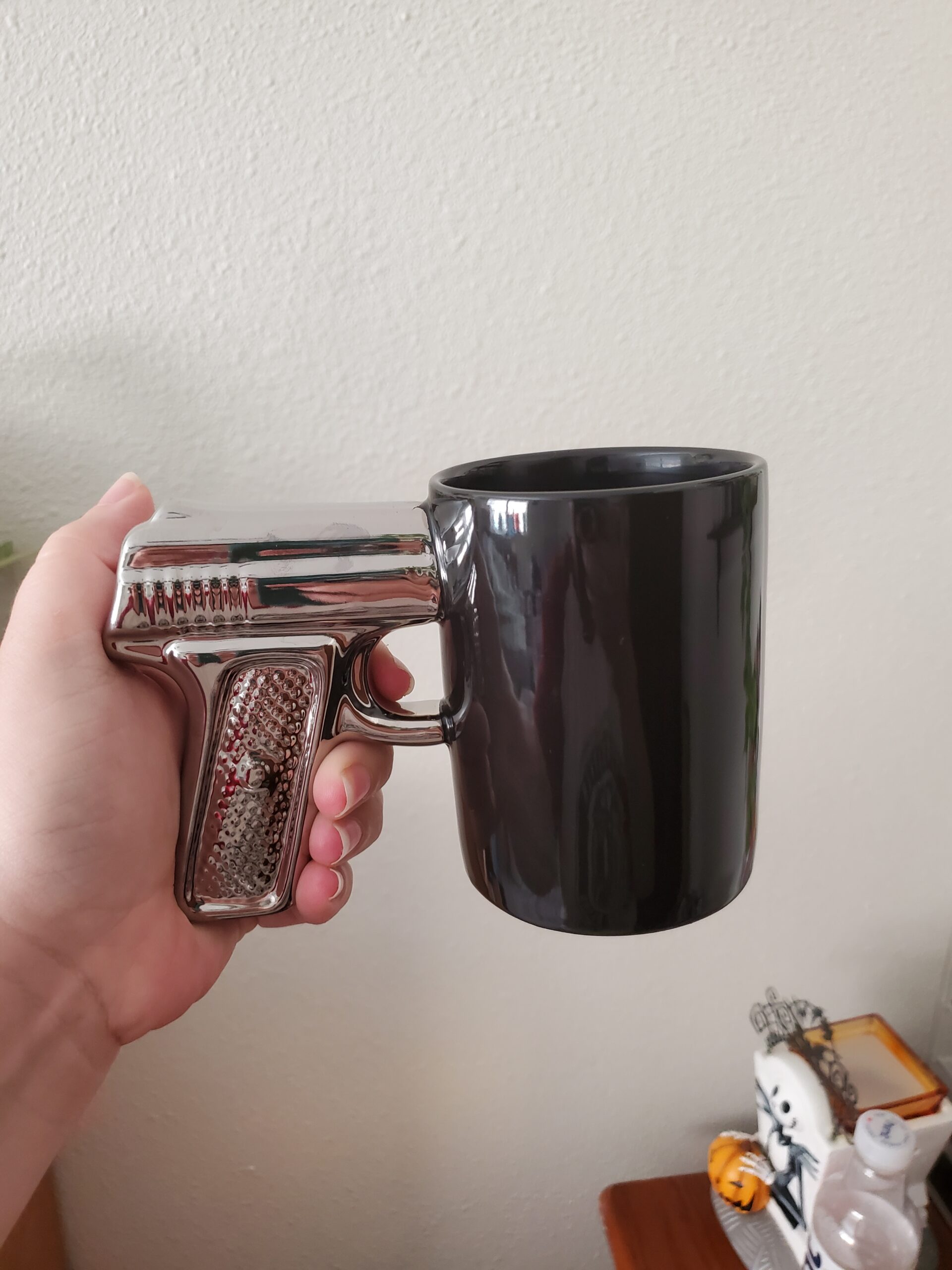 HLJgift Novelty Ceramic Coffee Mugs Gun Mugs Pistol Cup for amazing gift Black&Silver - Customer Photo 2