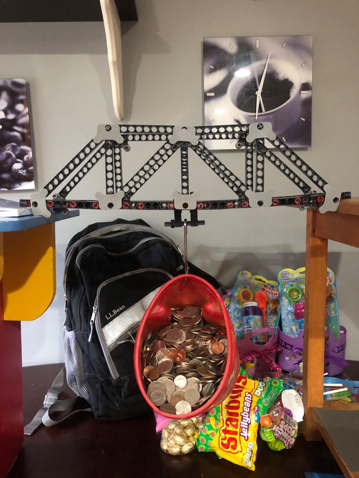 Thames & Kosmos Structural Engineering: Bridges & Skyscrapers | Science & Engineering Kit | Build 20 Models | Learn about Force, Load, Compression, Tension | Parents' Choice Gold Award Winner, Blue - Customer Photo 1