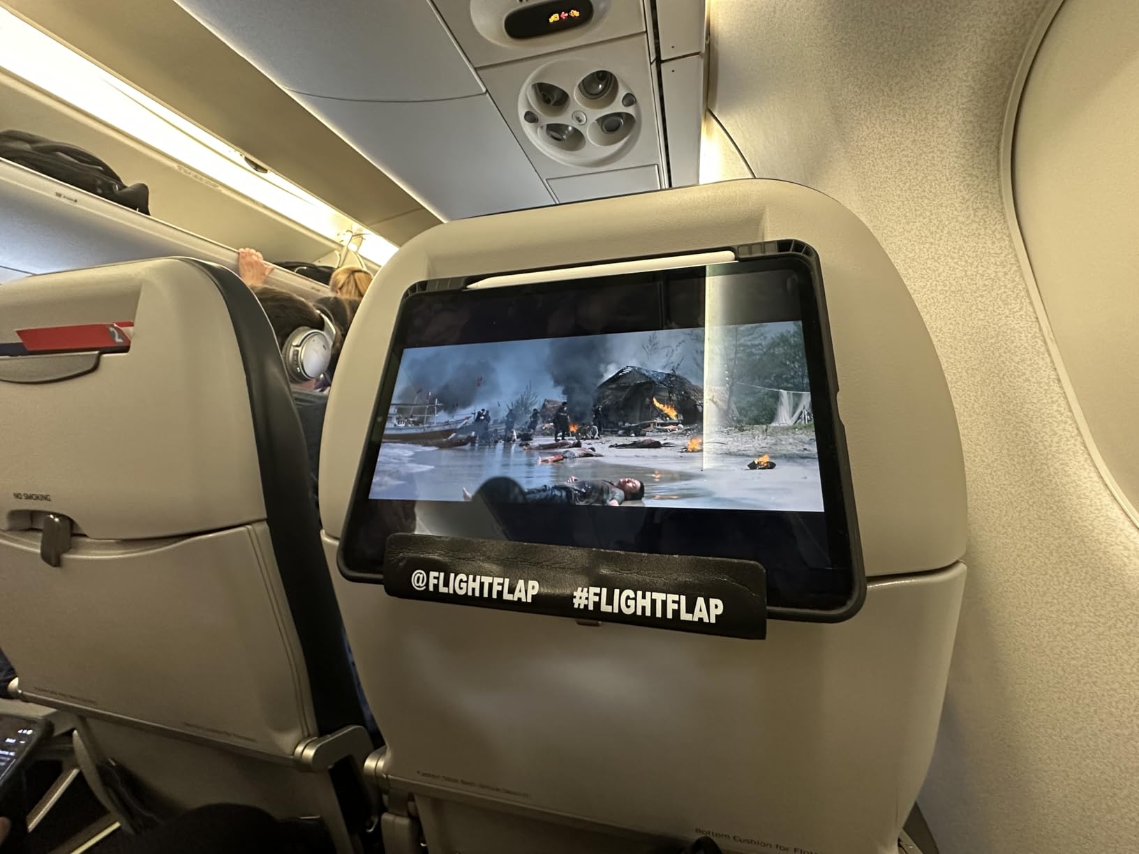 Flight Flap Airplane Phone Holder, Flexible Cell Phone Holder, Folding Cellphone Stand for Desk, Bed, Office, Treadmill - Airplane Gadgets for Long Travel Accessories - Plane Essentials (Green) - Customer Photo 1