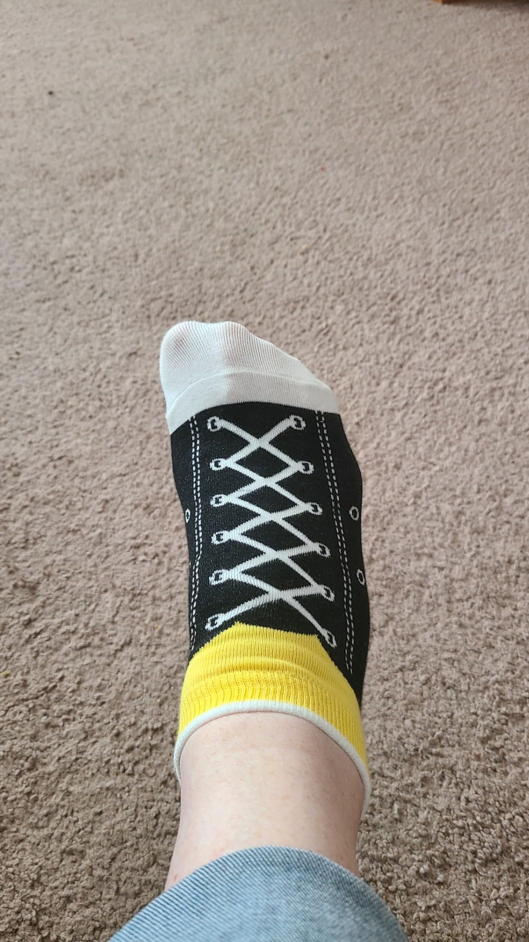 KONY Women's 5 Pack Lightweight Cotton (86%) Novelty Low Cut Socks Cool Sneakers Ankle Socks Fun Gifts Idea Size 6-10 - Customer Photo 1