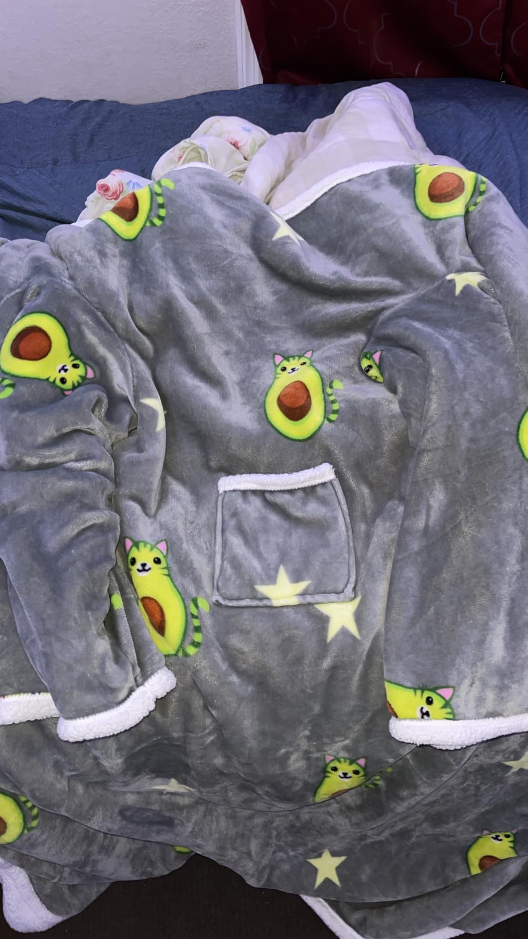 Tirrinia Sherpa Wearable Blanket With Sleeves, Full Body Throw Reading Wrap TV Blankets Customer Review Tirrinia Sherpa Wearable Blanket With Sleeves, Full Body Throw Reading Wrap TV Blankets - Customer Photo 1