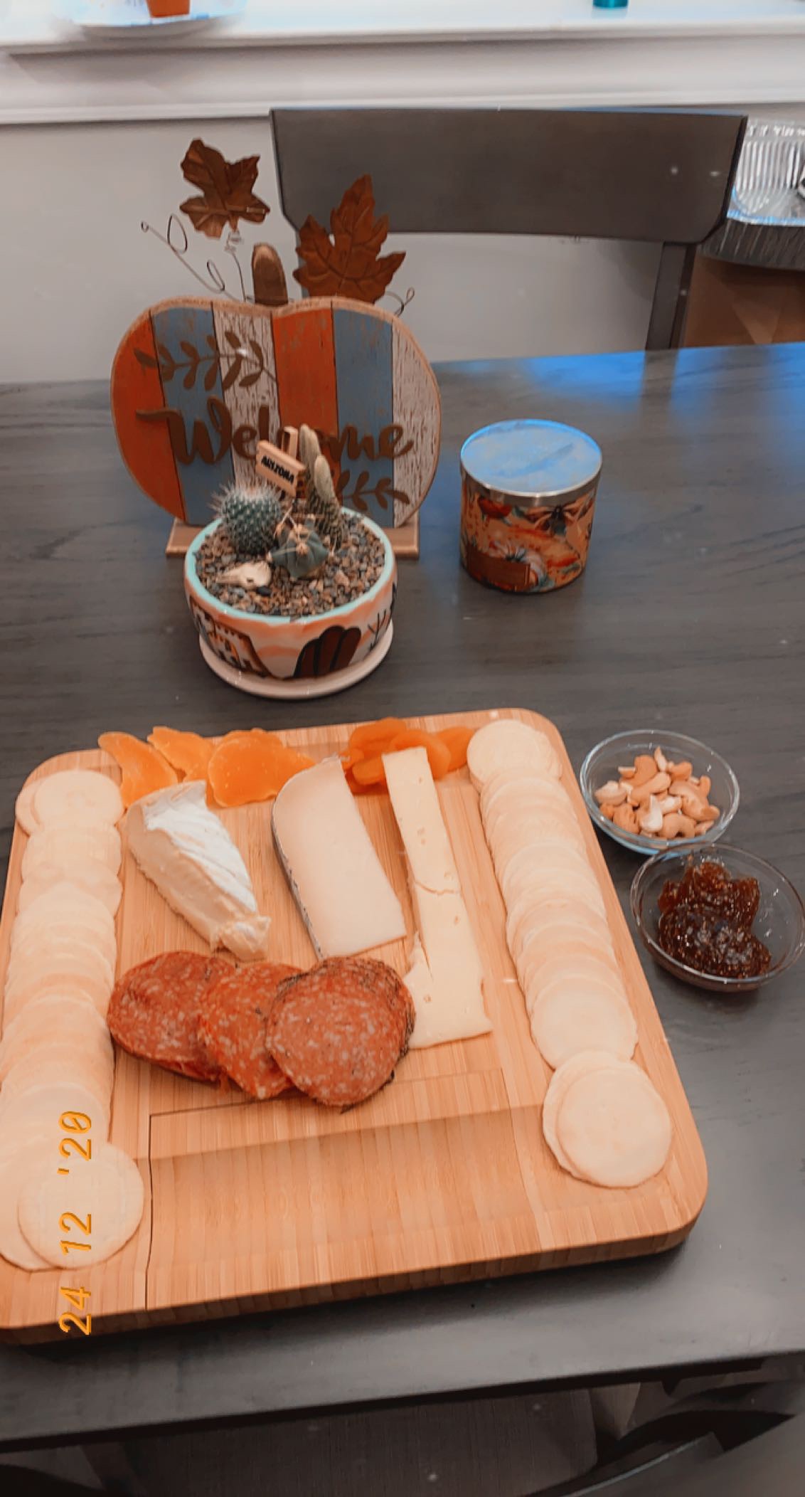 Charcuterie Board Gift Set, Bamboo Cheese Board With Cutlery, Includes Stainless Steel Serving Utensils, Cheese Platter and Serving Tray, Suitable for Wedding, Gift for Couples, and Housewarming Gifts - Customer Photo 1