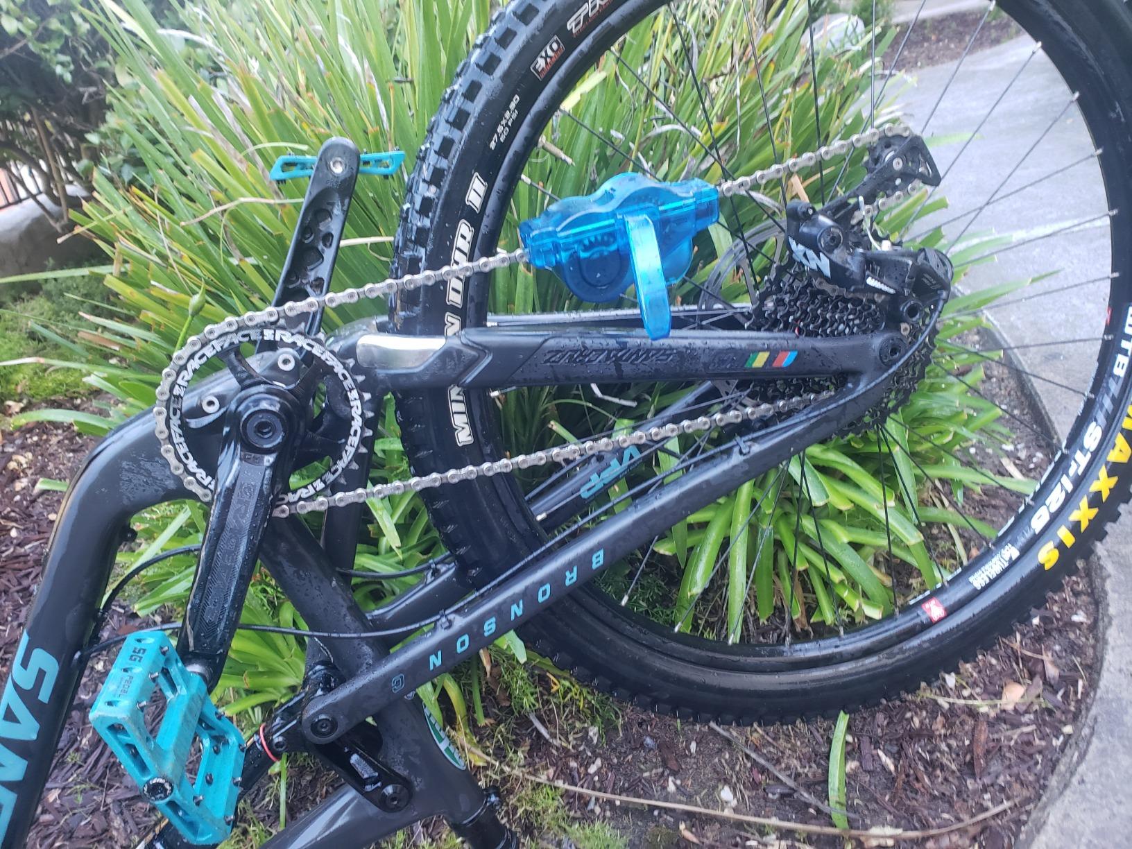 8 Pieces Precision Bicycle Cleaning Brush Tool Including Bike Chain Scrubber, suitable for Mountain, Road, City, Hybrid, BMX Bike and Folding Bike - Customer Photo 1