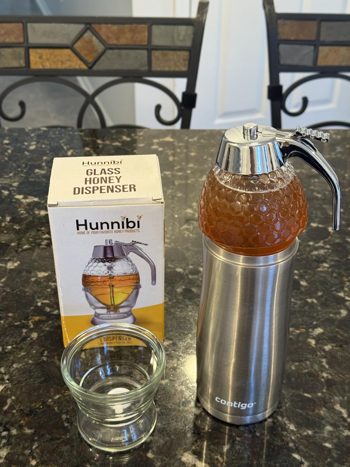 Hunnibi 8oz No Drip Glass Honey Dispenser with Plastic Top - Honeycomb-Style Syrup Server and Bee-Themed Storage Jar with Stand - Customer Photo 3