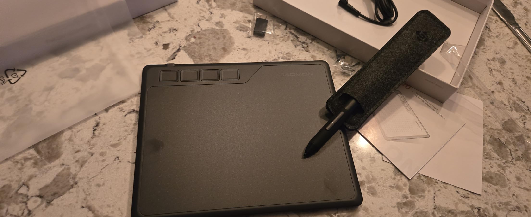 GAOMON M10K Drawing Tablet, 10x6 inch Large Graphics Tablet with Touch Ring, 8192 Levels Battery-Free Stylus, 10 Hot Keys, Art Tablet for Design, Writing, Editing, Work with Mac, Windows, Android Customer Review GAOMON M10K Drawing Tablet, 10x6 inch Large Graphics Tablet with Touch Ring, 8192 Levels Battery-Free Stylus, 10 Hot Keys, Art Tablet for Design, Writing, Editing, Work with Mac, Windows, Android - Customer Photo 2