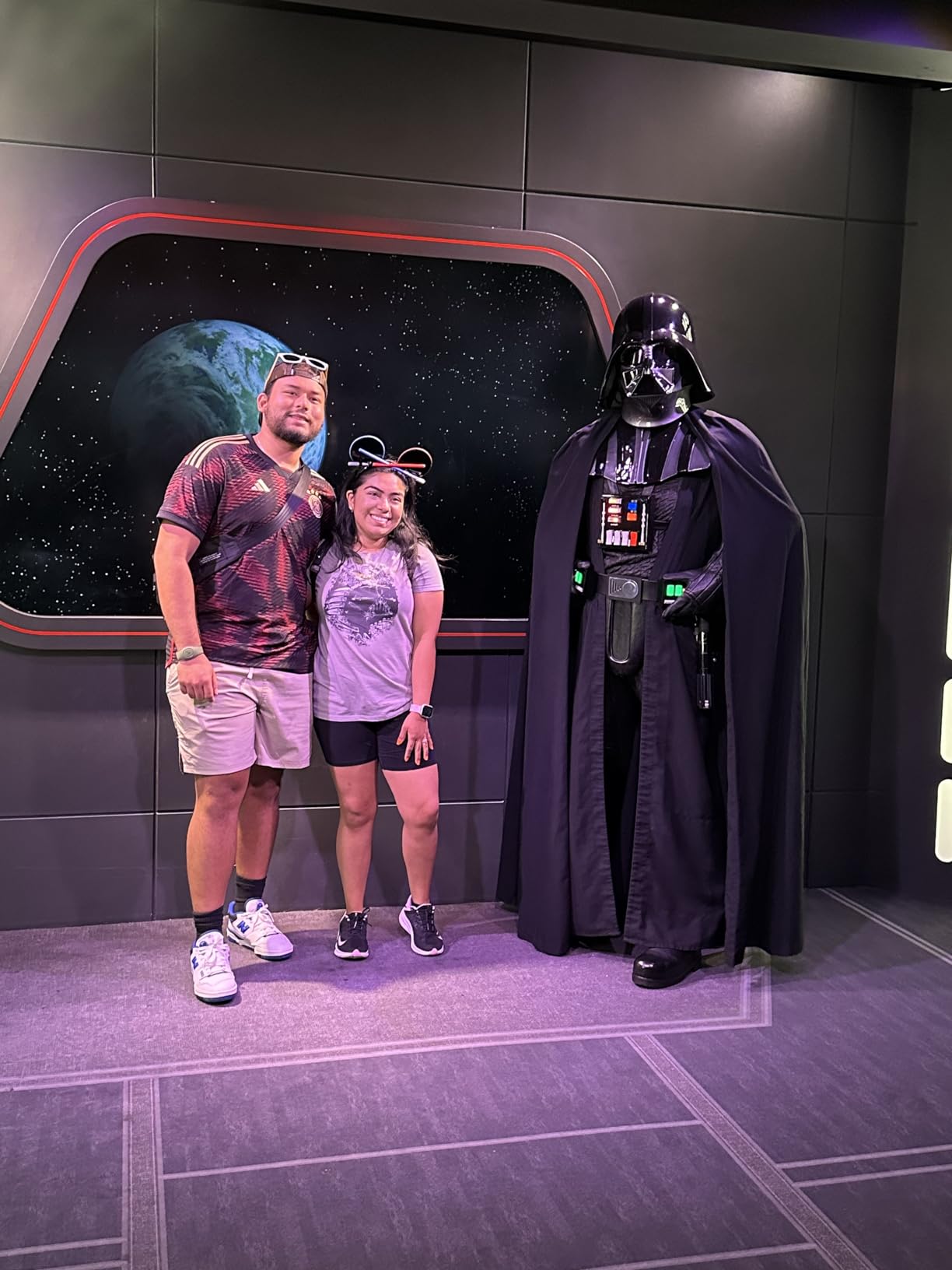 Star Wars Darth Vader Build The Empire Graphic T-Shirt Customer Review Star Wars Darth Vader Build The Empire Graphic T-Shirt - Customer Photo 2