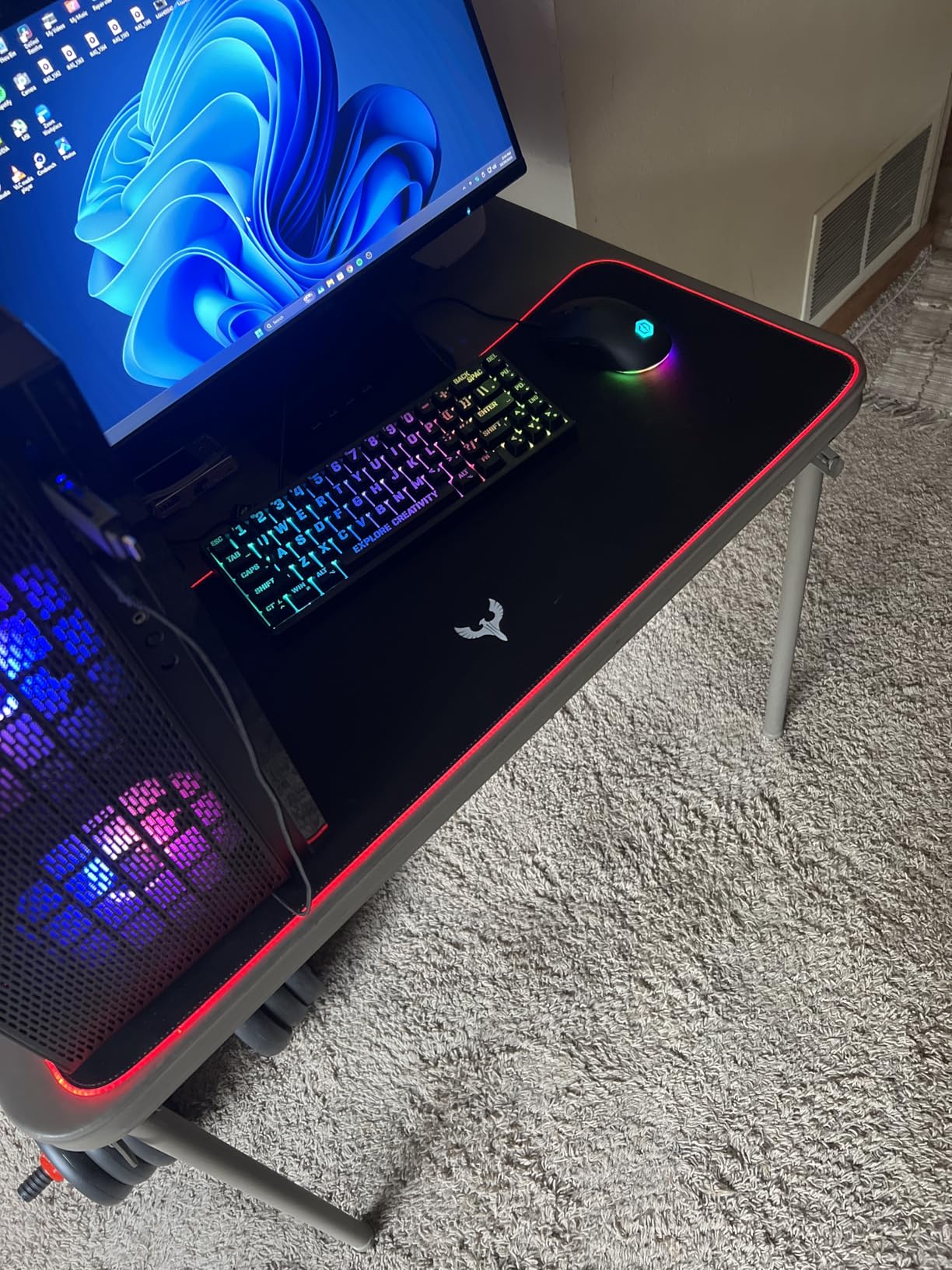 BladeHawks Extra Large RGB Gaming Mouse Pad-14 Light Modes, Extended Soft LED Mouse Pad, Anti-Slip Rubber Base, Computer Keyboard Mousepad Mat (31.5 x 12 Inch) - Customer Photo 1