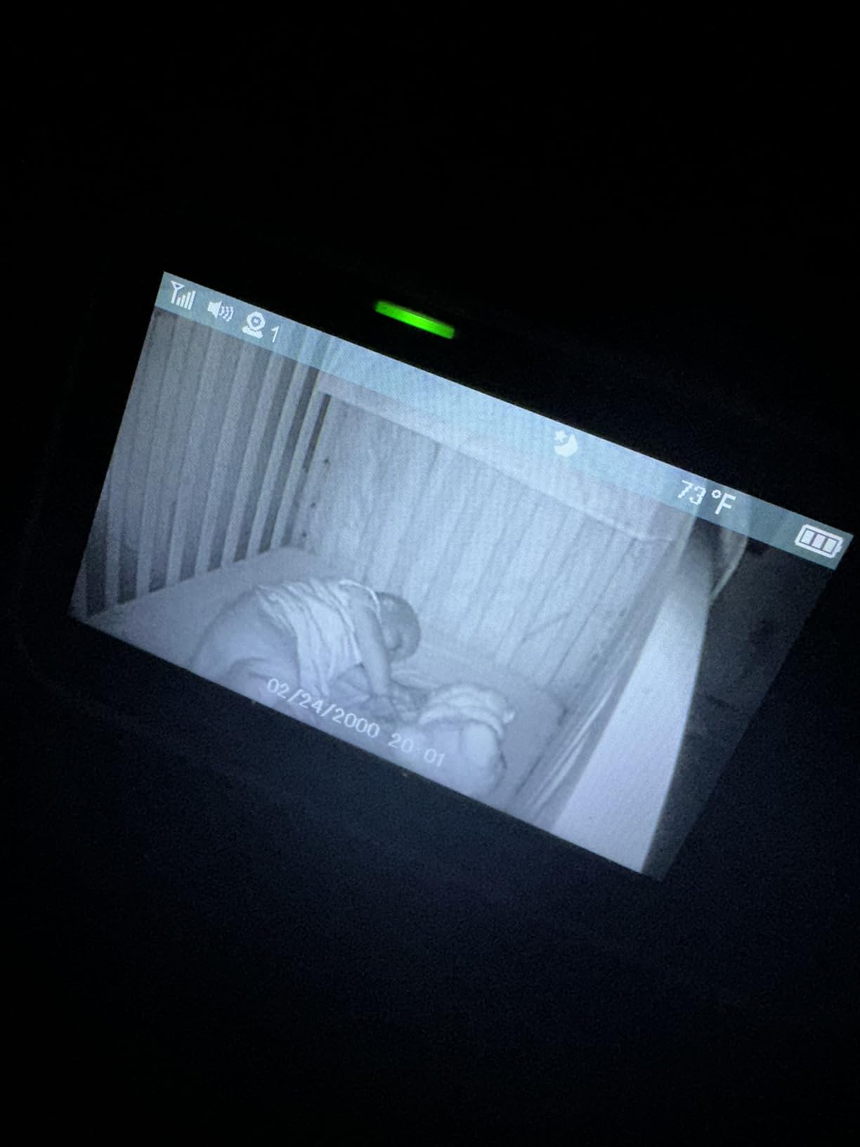 Fisher-Price Baby Toy Soothe 'n Snuggle Otter Portable Plush Sound Machine with Music Lights & Breathing Motion for Newborns 0+ Months - Customer Photo 2