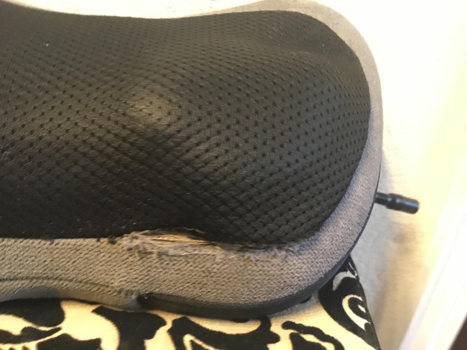 Papillon Shiatsu Back and Neck Massager with Heat, Deep Tissue Kneading,Electric Massage Pillow for Back,Shoulders,Legs,Foot,Body Muscle Pain Relief,Use at Home,Car,Office Customer Review Papillon Shiatsu Back and Neck Massager with Heat, Deep Tissue Kneading,Electric Massage Pillow for Back,Shoulders,Legs,Foot,Body Muscle Pain Relief,Use at Home,Car,Office - Customer Photo 1