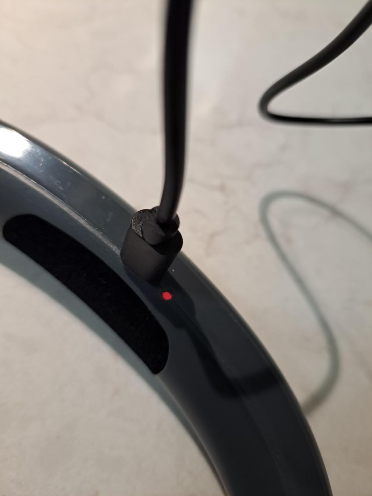 Glocusent Book Light, 3-Color & 6-Brightness Reading Light, Bendable Neck Light, 80-hr Lasting Rechargeable Book Light, Perfect Reading Lights for Books in Bed, Knitting, Repairing, Book Lovers Gifts Customer Review Glocusent Book Light, 3-Color & 6-Brightness Reading Light, Bendable Neck Light, 80-hr Lasting Rechargeable Book Light, Perfect Reading Lights for Books in Bed, Knitting, Repairing, Book Lovers Gifts - Customer Photo 1