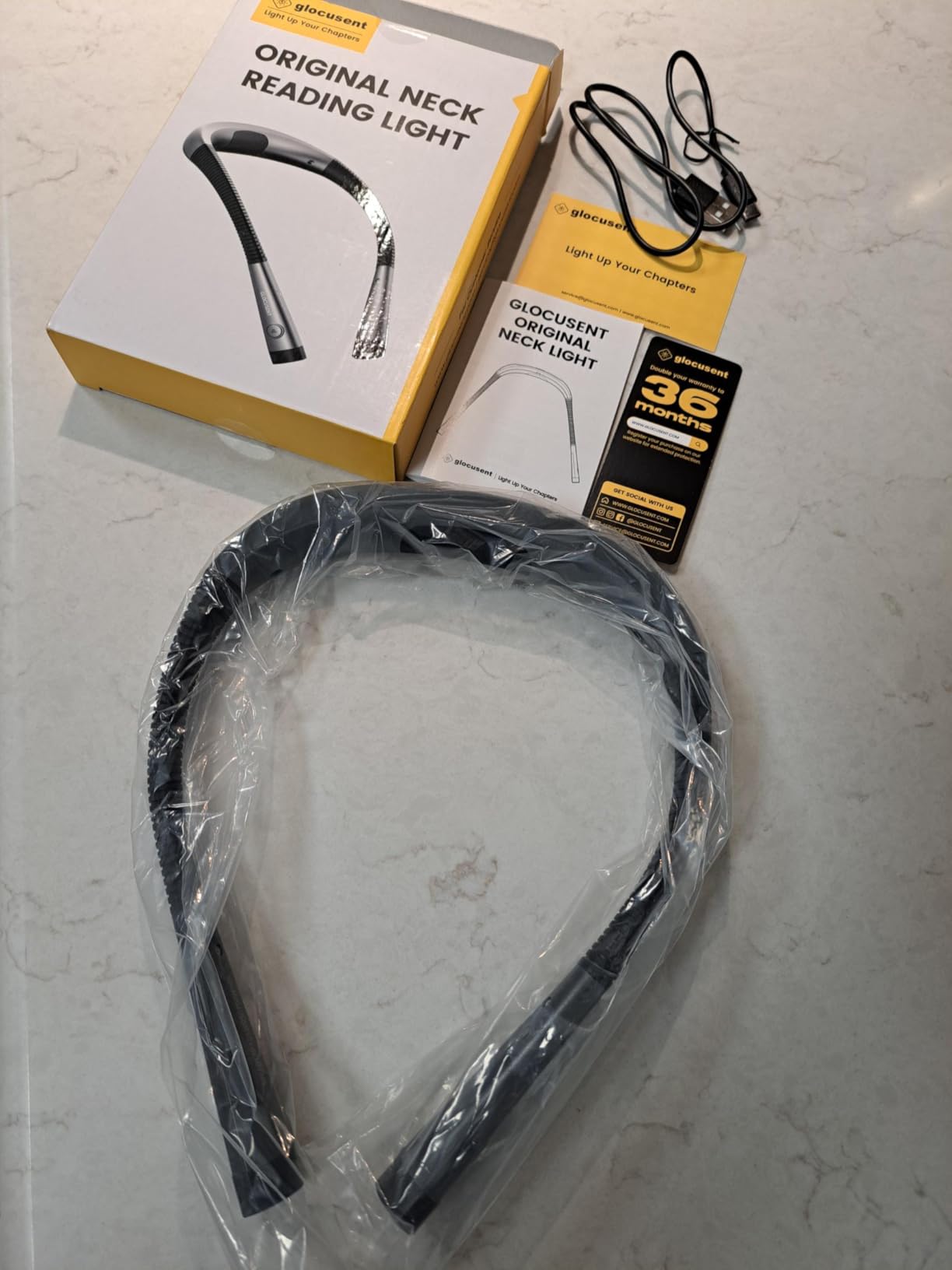 Glocusent Book Light, 3-Color & 6-Brightness Reading Light, Bendable Neck Light, 80-hr Lasting Rechargeable Book Light, Perfect Reading Lights for Books in Bed, Knitting, Repairing, Book Lovers Gifts Customer Review Glocusent Book Light, 3-Color & 6-Brightness Reading Light, Bendable Neck Light, 80-hr Lasting Rechargeable Book Light, Perfect Reading Lights for Books in Bed, Knitting, Repairing, Book Lovers Gifts - Customer Photo 2