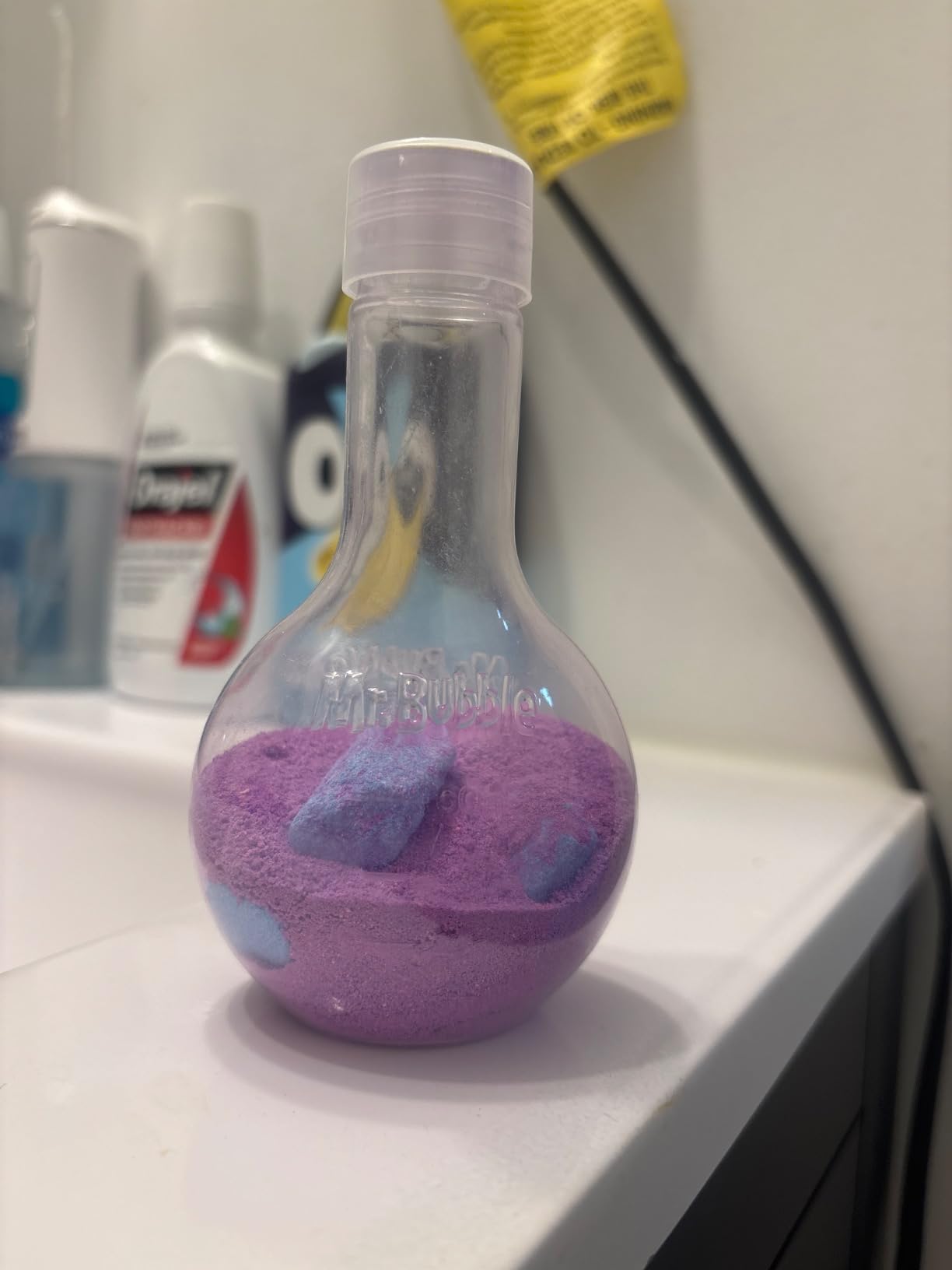 Mr. Bubble Kids Original Bath Bomb Potions - Colorful Fizzy Fun - Cool Foam and Bubble Science Beaker Bath Toys (Pack of 4) - Customer Photo 2