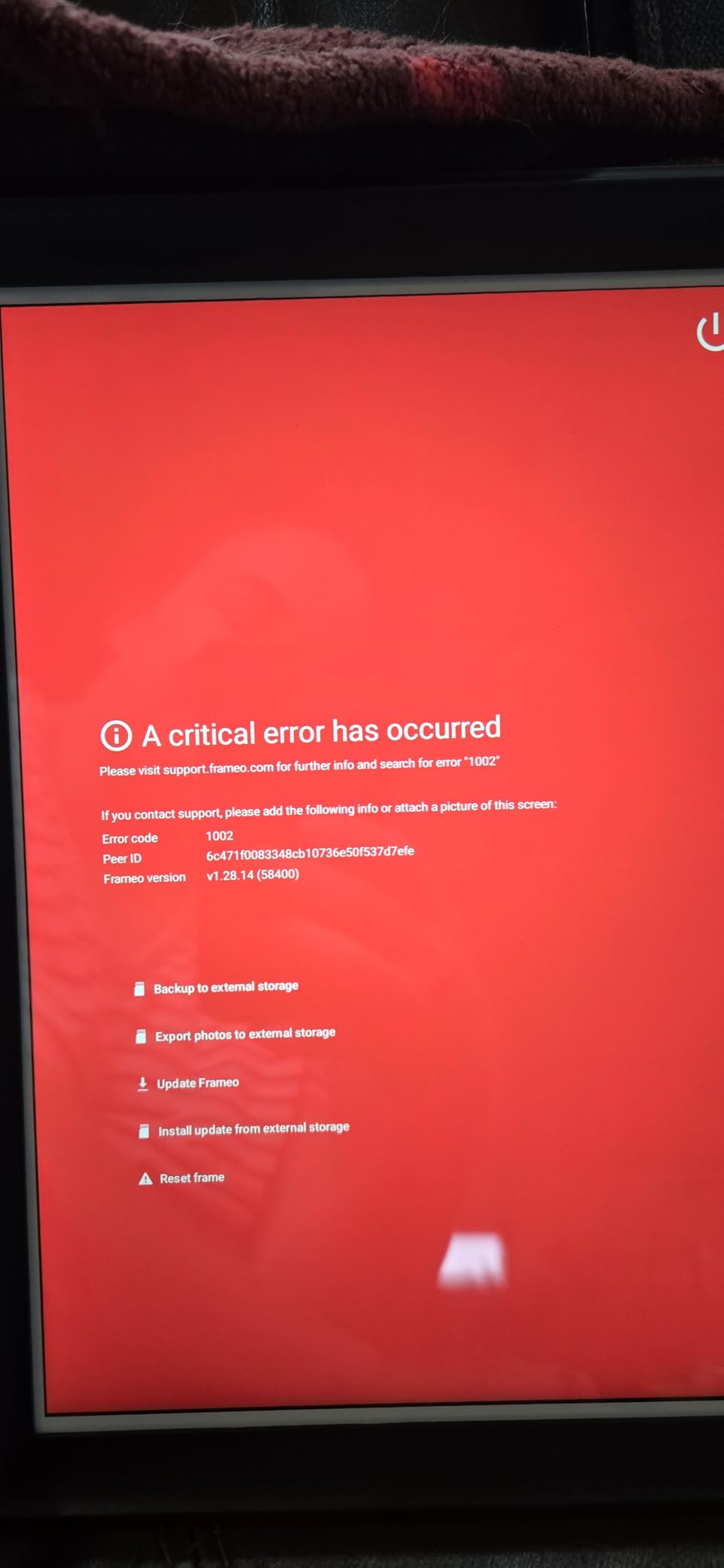 32GB FRAMEO 10.1 Inch Smart WiFi Digital Photo Frame 1280x800 IPS LCD Touch Screen, Auto-Rotate Portrait and Landscape, Built in 32GB Memory, Share Moments Instantly via Frameo App from Anywhere Customer Review 32GB FRAMEO 10.1 Inch Smart WiFi Digital Photo Frame 1280x800 IPS LCD Touch Screen, Auto-Rotate Portrait and Landscape, Built in 32GB Memory, Share Moments Instantly via Frameo App from Anywhere - Customer Photo 1