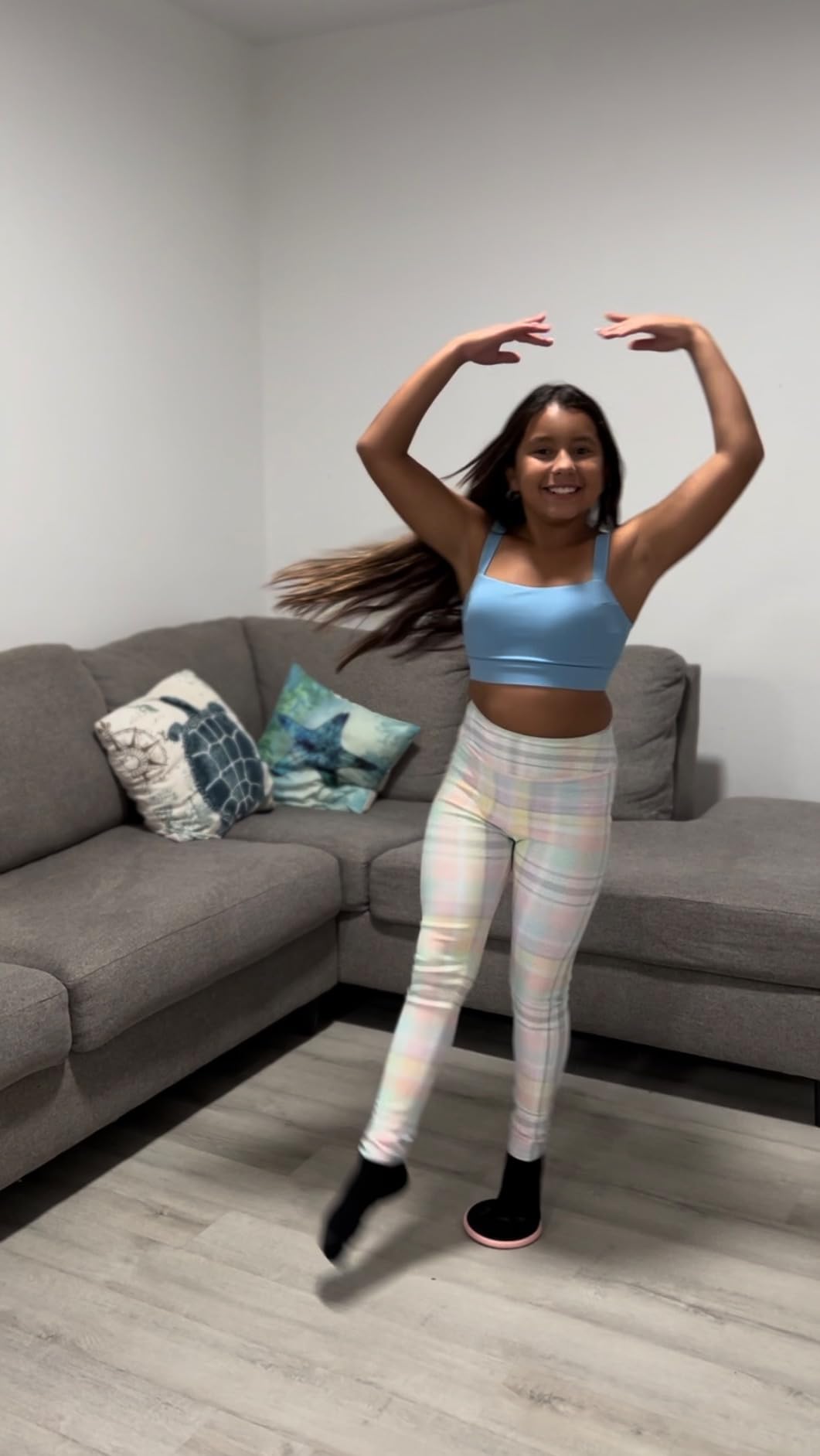 TTolbi Turning Boards for Dancers : Ballet Equipment and Figure Ice Skating Spinner,Dance Turning Board,Dance Equipment,Portable Floor Spin Disc Accessories - Customer Photo 3