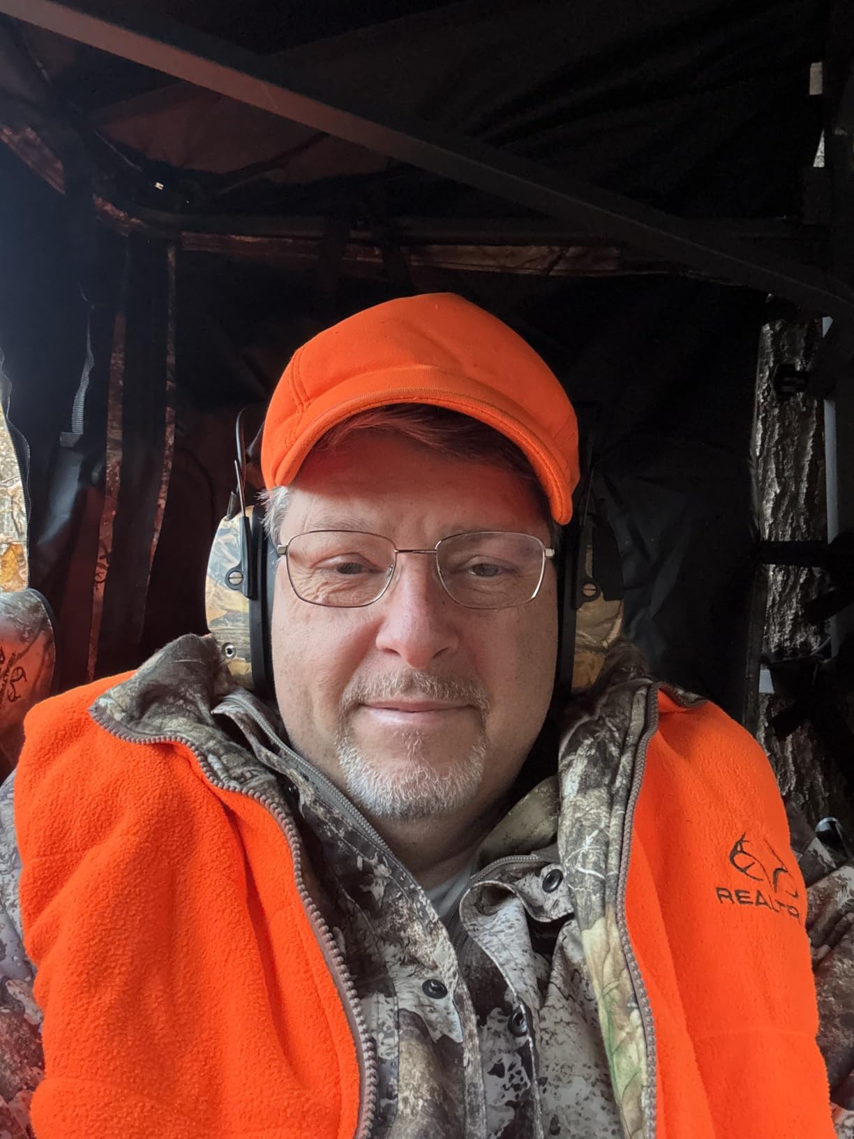 ZOHAN EM054 Electronic Ear Protection for Shooting Range with Sound Amplification Noise Reduction, Ear Muffs for Gun Range - Customer Photo 2