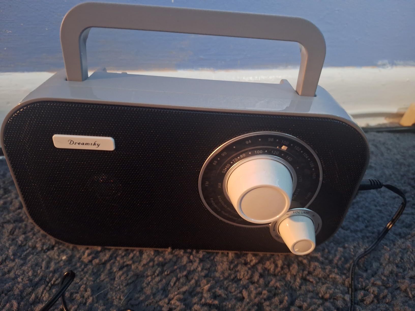 DreamSky AM FM Portable Radio Plug In Wall or Battery Operated for Home & Outdoor, Strong Reception & Sound, Large Dial Easy to Use, Transistor Antenna, Headphone Jack, Small Gifts for Seniors Elderly - Customer Photo 2