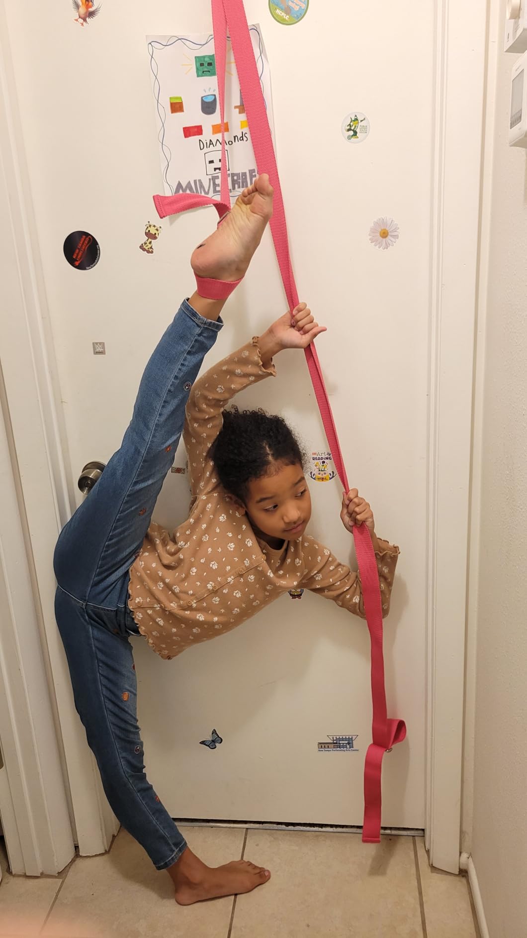 Stretching Strap with Door Anchor & Resistance Band – Leg Stretcher for Improving Flexibility & Splits – Ideal for Ballet, Dance, Cheer, Yoga & Gymnastics – Home Training Equipment for All Levels - Customer Photo 2