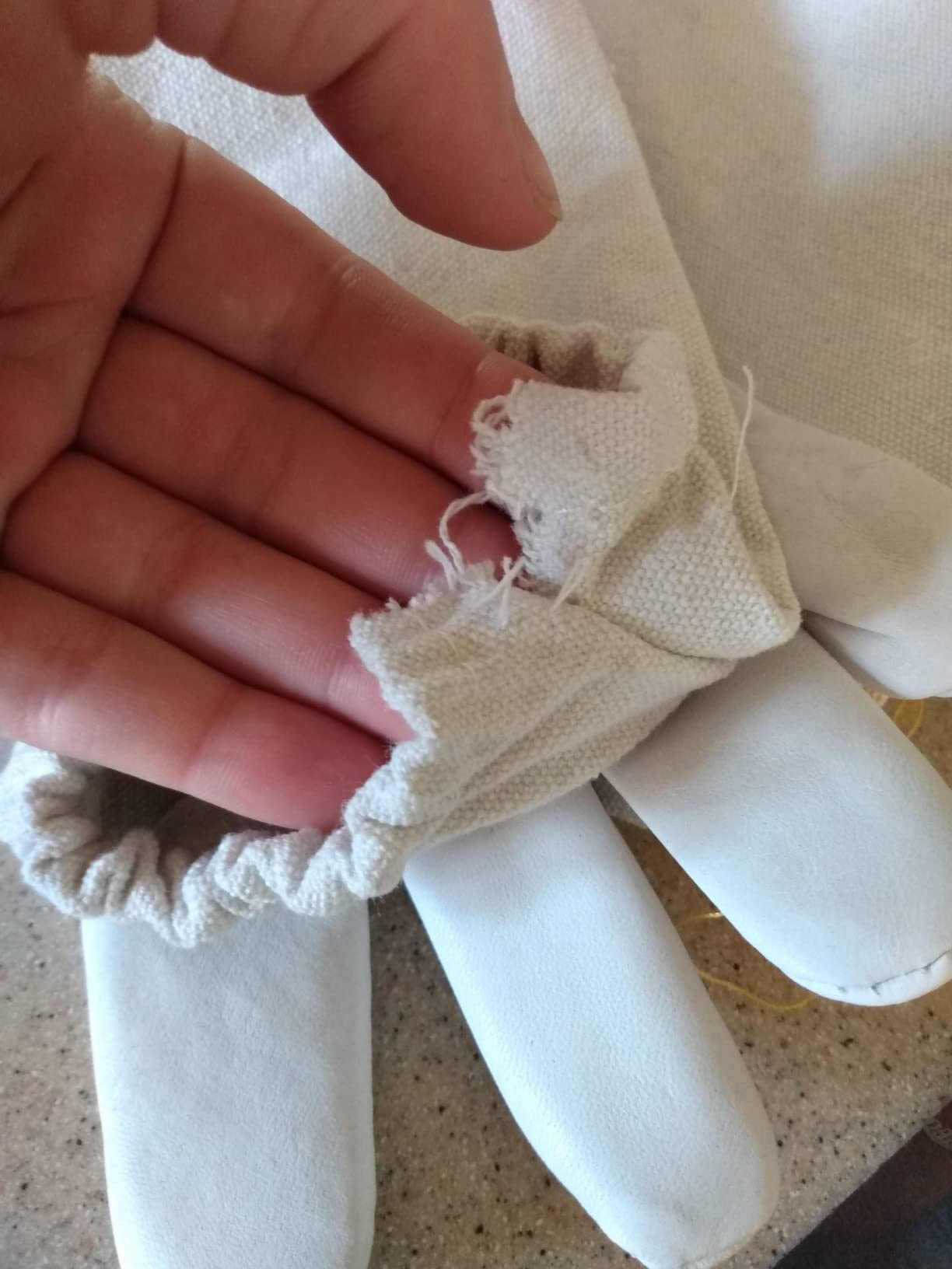 POLLIBEE 22 Pcs Beekeeping Tools, Bee Hives Starter Kit Beekeeping Supplies, Equipment with Bee Smoker for Beekeeping, Necessary Bee Hive Tools for Beginners and Beekeepers - Customer Photo 3