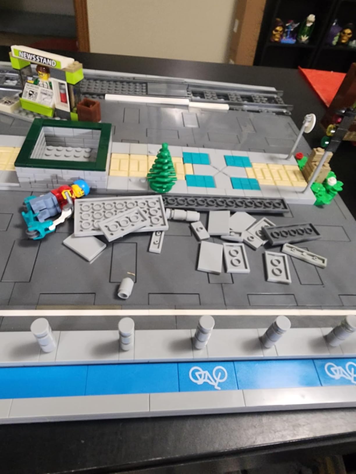 LEGO City Road Plates 60304 - Building Toy Set, Featuring Traffic Lights, Trees, Glow in The Dark Bricks, Combine City Series Sets, Great Gift for Kids, Boys, and Girls Ages 5+ Customer Review LEGO City Road Plates 60304 - Building Toy Set, Featuring Traffic Lights, Trees, Glow in The Dark Bricks, Combine City Series Sets, Great Gift for Kids, Boys, and Girls Ages 5+ - Customer Photo 2