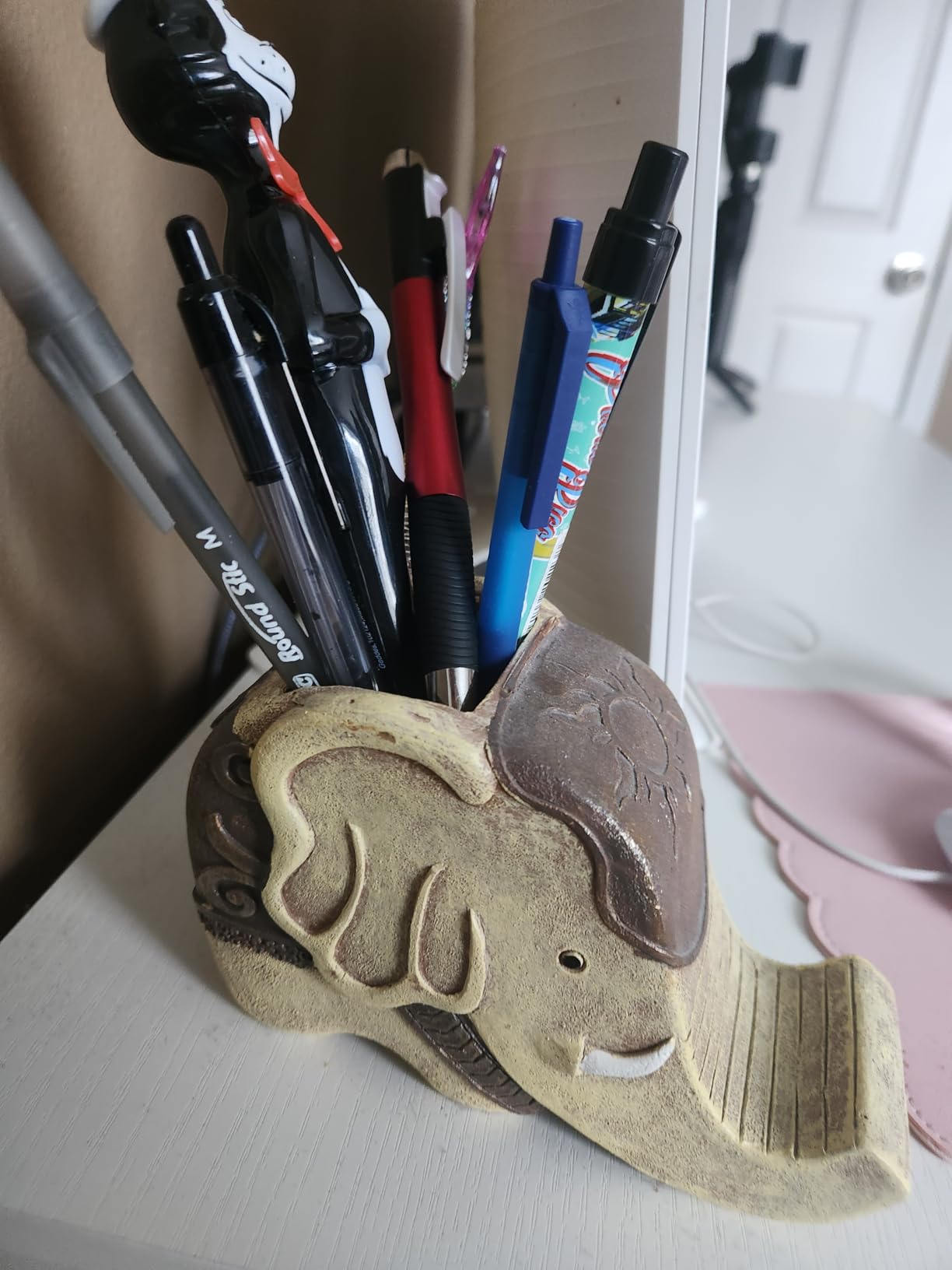 MOKANI Pen Pencil Holder with Phone Stand, Multifunctional Elephant Shaped Desk Organizer Desk Decor Elephant Gifts for Women Cute Desk Accessories Home Office Decoration Thanksgiving Christmas Gift - Customer Photo 1