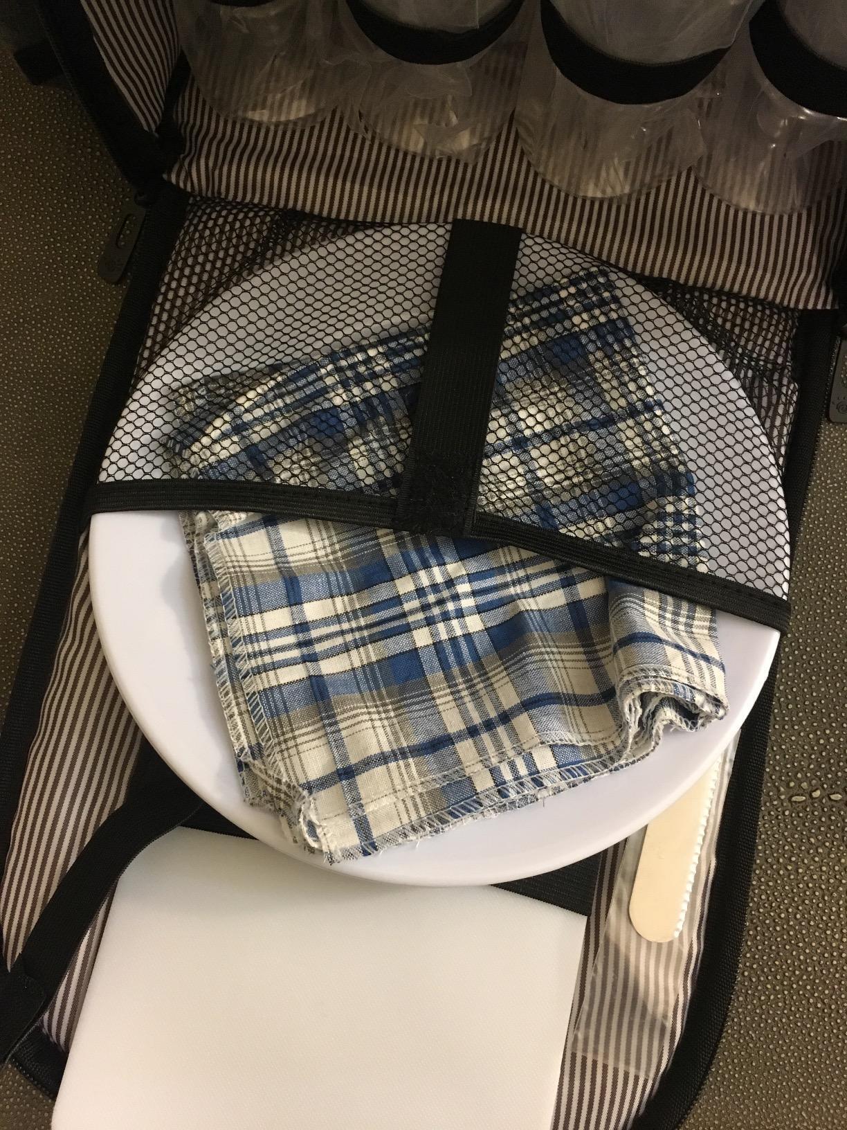 Hap Tim Picnic Basket Backpack for 2 Person with 2 Insulated Cooler Compartment, Wine Holder, Fleece Blanket, Cutlery Set, Wedding Gifts for Couples, Bridal Shower Gifts, Engagement Gifts - Customer Photo 2