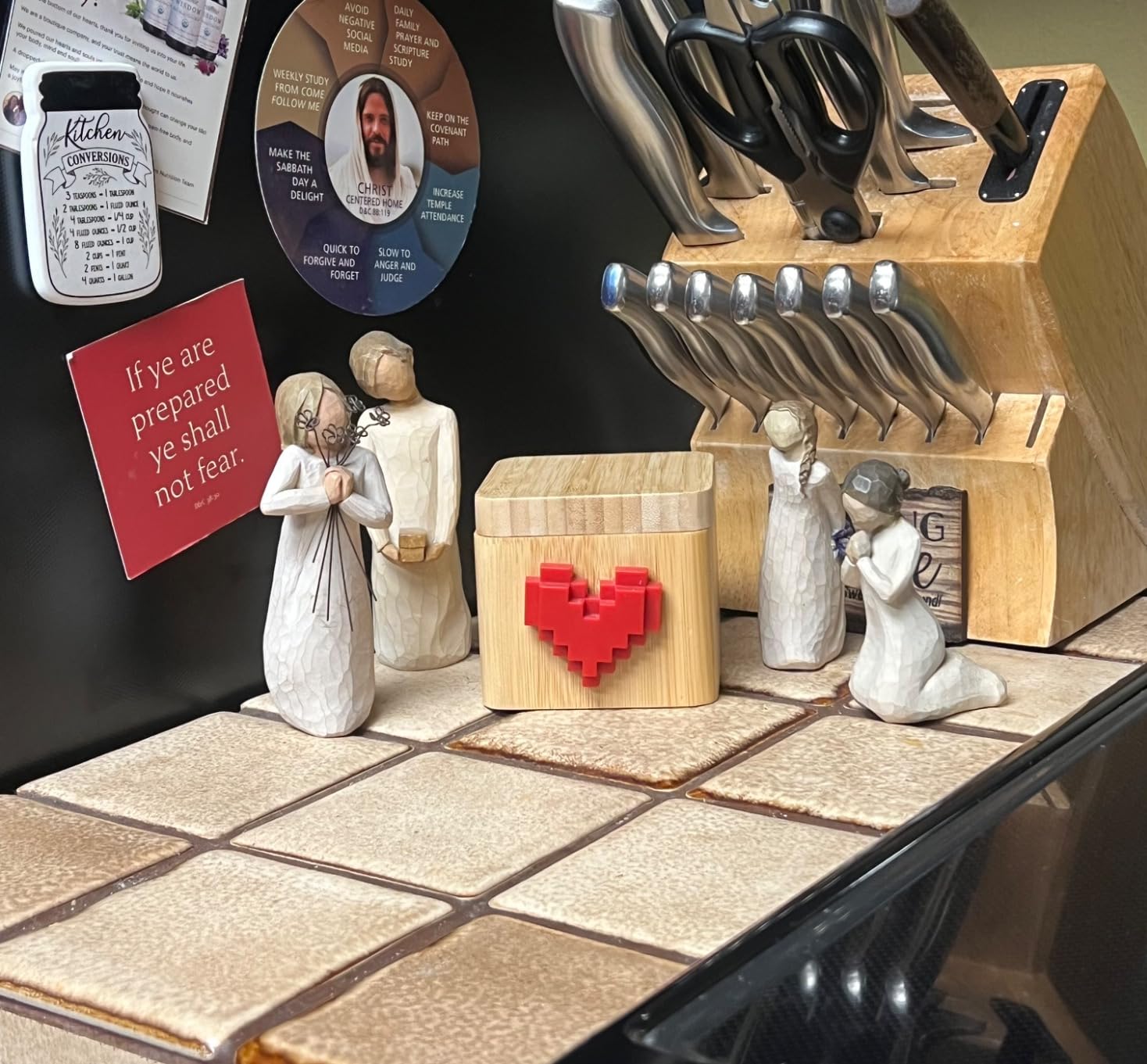 Lovebox Photo Messenger | Meaningful Gift for Partner, Mom, Dad, Wife, Husband, Grandma, Grandpa, Kids, Couple Gift, Long Distance Relationship Gift - Customer Photo 1