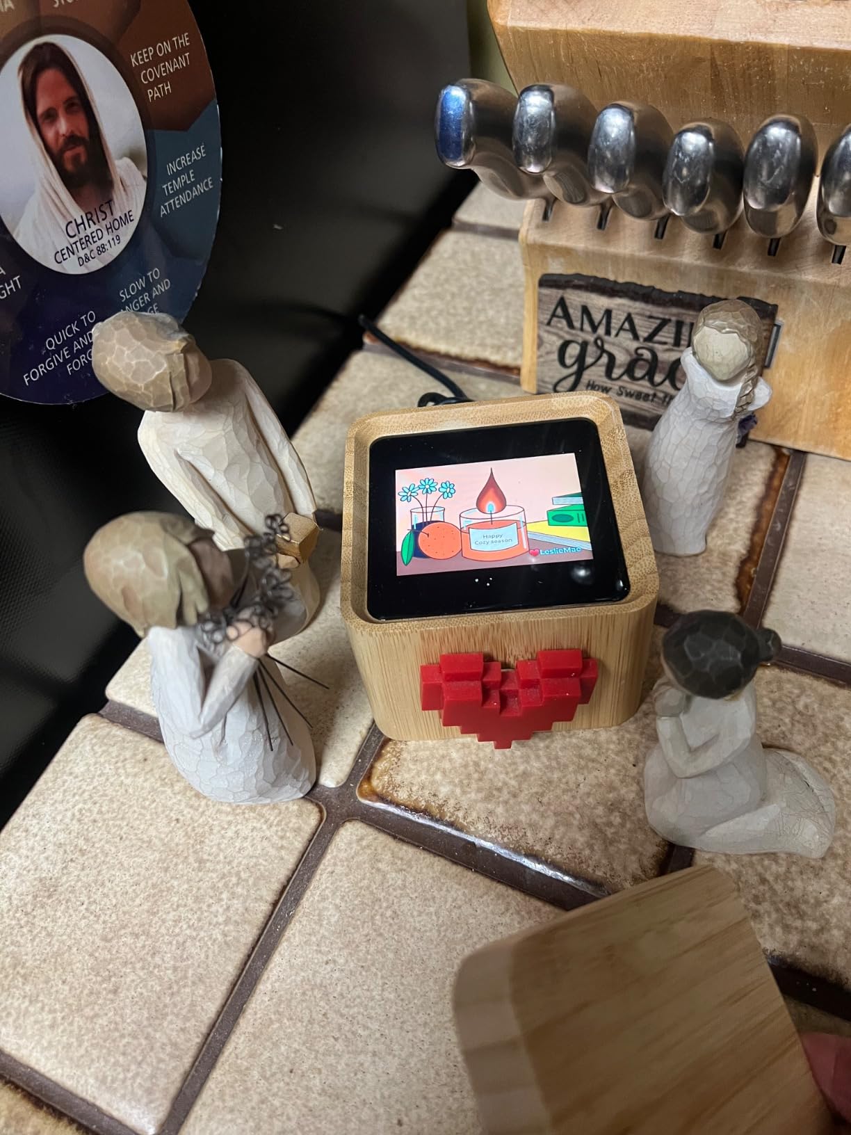 Lovebox Photo Messenger | Meaningful Gift for Partner, Mom, Dad, Wife, Husband, Grandma, Grandpa, Kids, Couple Gift, Long Distance Relationship Gift - Customer Photo 2