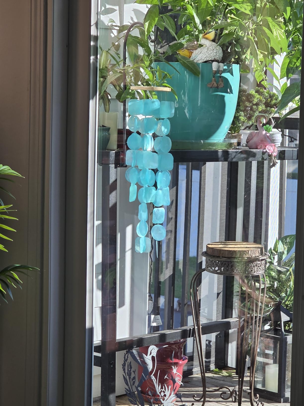 Solange & Frances Wind Chimes for Outside – Natural White Capiz Shell Outdoor Wind Chime Garden Decor for Outside, Unique Gifts for Women Who Have Everything Customer Review Solange & Frances Wind Chimes for Outside – Natural White Capiz Shell Outdoor Wind Chime Garden Decor for Outside, Unique Gifts for Women Who Have Everything - Customer Photo 1