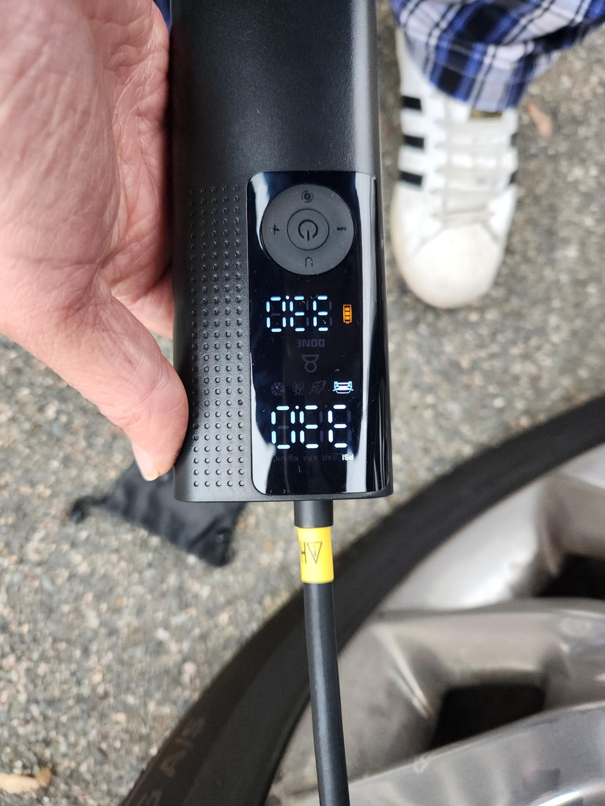 Airmoto Tire Inflator Portable Air Compressor - Air Pump For Car Tires with Digital Pressure Gauge, LED Light and Auto Shut-Off Function - Cordless Pump for Car, Motorcycle, Bicycle, Ball - Customer Photo 1