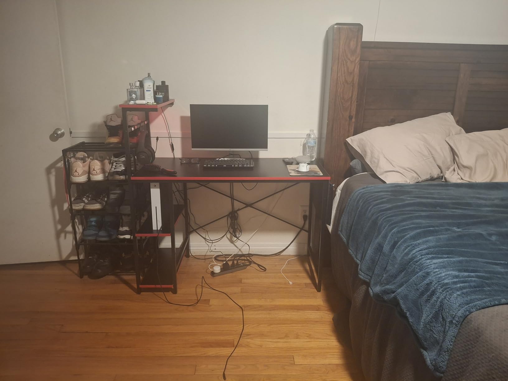 Bestier Gaming Desk with LED Lights, 44 Inch PC Gamer Desk for Small Spaces, Computer Desk with Reversible Storage Shelves & Side Storage Bag (Black 3D Carbon Fiber) Customer Review Bestier Gaming Desk with LED Lights, 44 Inch PC Gamer Desk for Small Spaces, Computer Desk with Reversible Storage Shelves & Side Storage Bag (Black 3D Carbon Fiber) - Customer Photo 1