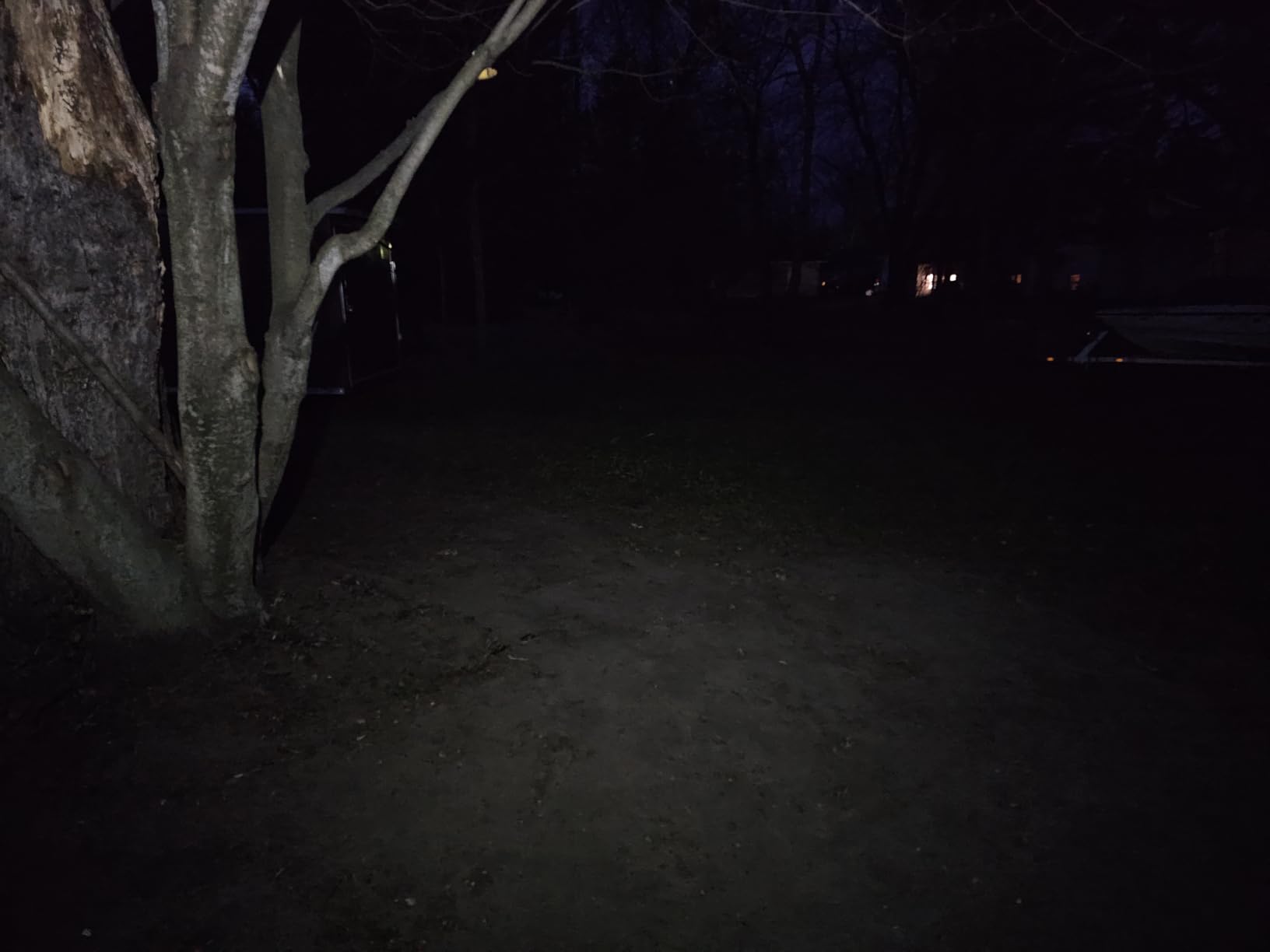 MELASA Unisex Hat with Light, USB Rechargeable Hands Free Headlamp LED Beanie, Winter Gifts for Men Dad Father Husband Him - Customer Photo 1