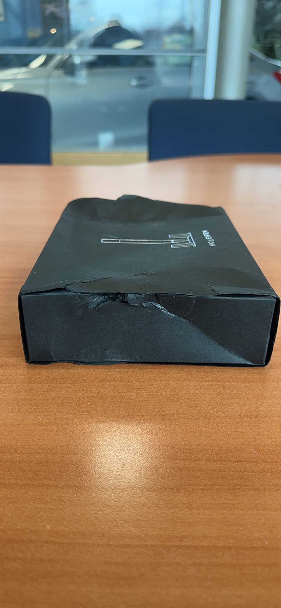 novium Hoverpen - Luxury Pen for Men & Women, Vertically Standing Executive Ballpoint Pen with Top Grade Free-Flowing Ink Refill, Metal Made, Unique Gifts, Luxury Pen for Men, Mens Gifts Ideas - Customer Photo 3