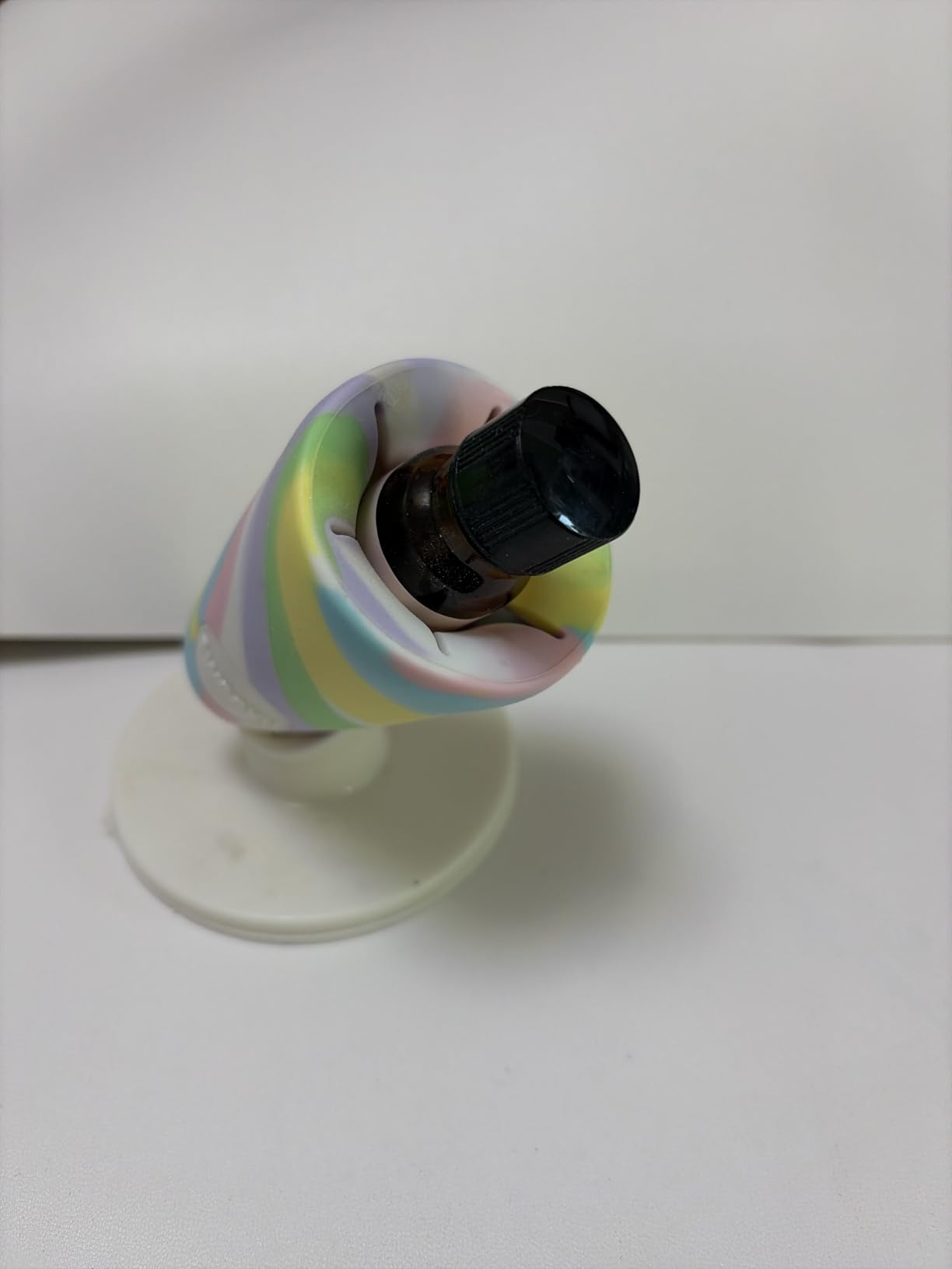 tweexy Hinge Untippable Nail Polish Bottle Holder | Anti-Spill Nail Polish Holder Stand, Tilted, Smartgrip Airlock Suction | Fingernail Painting, Nail Art Tools | Nail Polish Accessories (Unicorn) - Customer Photo 1