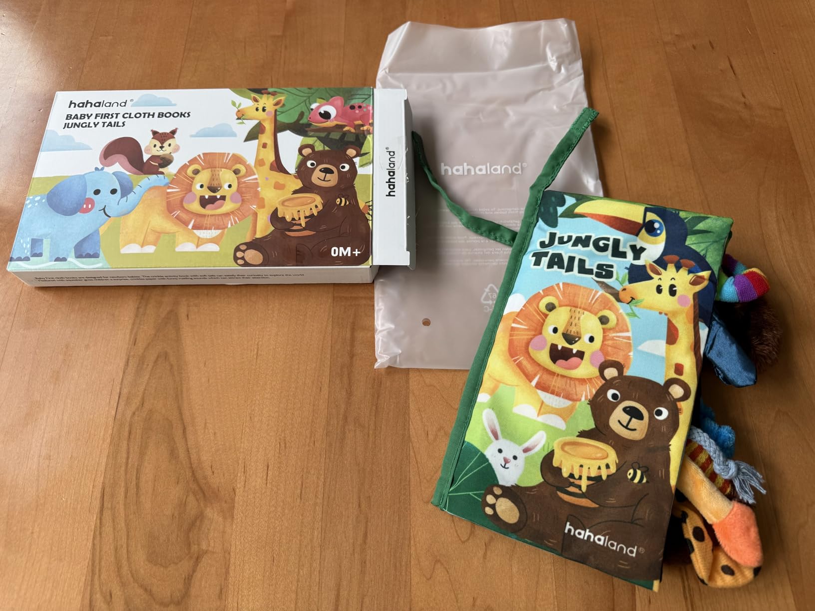 hahaland Baby Books 0-6 Months,Infant Tummy Time Toy Sensory Toys 6 to 12 Months Touch Feel Book Travel Toy Gifts for Boy Girl 0-3 Month Baby Shower Christmas Birthday Gifts Stocking Stuffers (Single) - Customer Photo 2