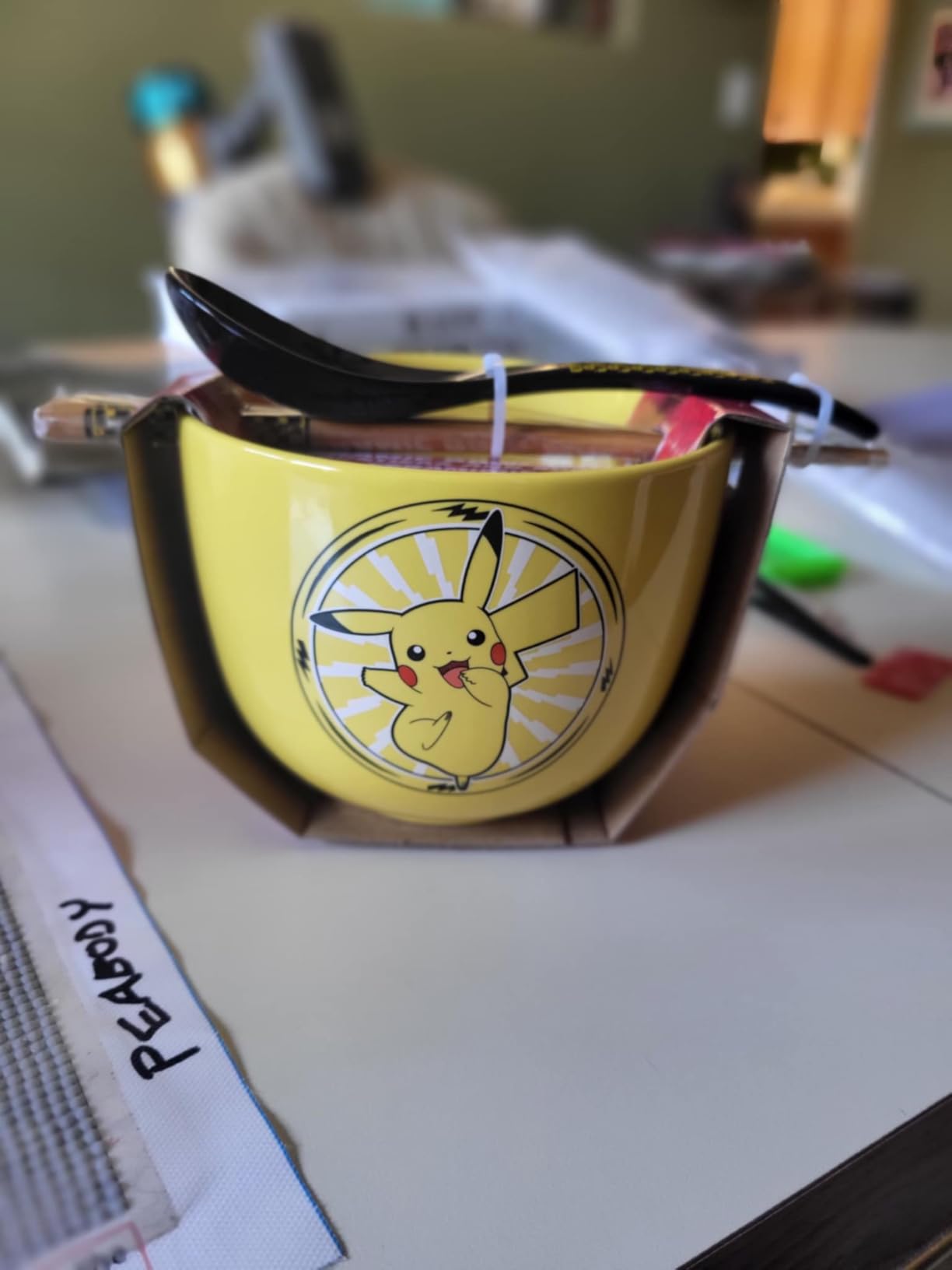 Silver Buffalo Pokemon Pokeball Ceramic Ramen Noodle Bowl with Chopsticks, Microwave Safe, 20 Ounces - Customer Photo 3