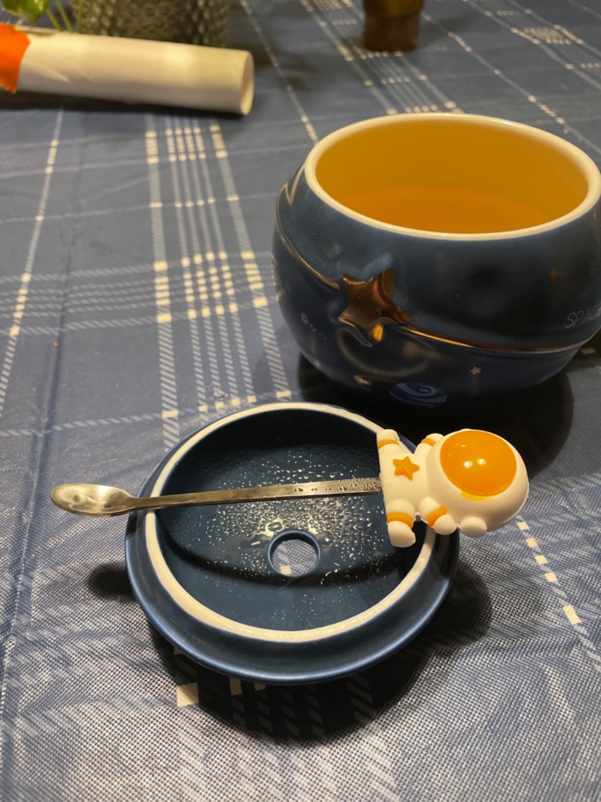 Kawaii Astronaut Cup Space Embossed Planet Mug, Cute Ceramic Coffee Mug, Novelty Mug with Lid and Spoon for Coffee, Tea, Milk, Aesthetic Room Decor Funny Gift for Girl Boy Women (Dark blue) - Customer Photo 2