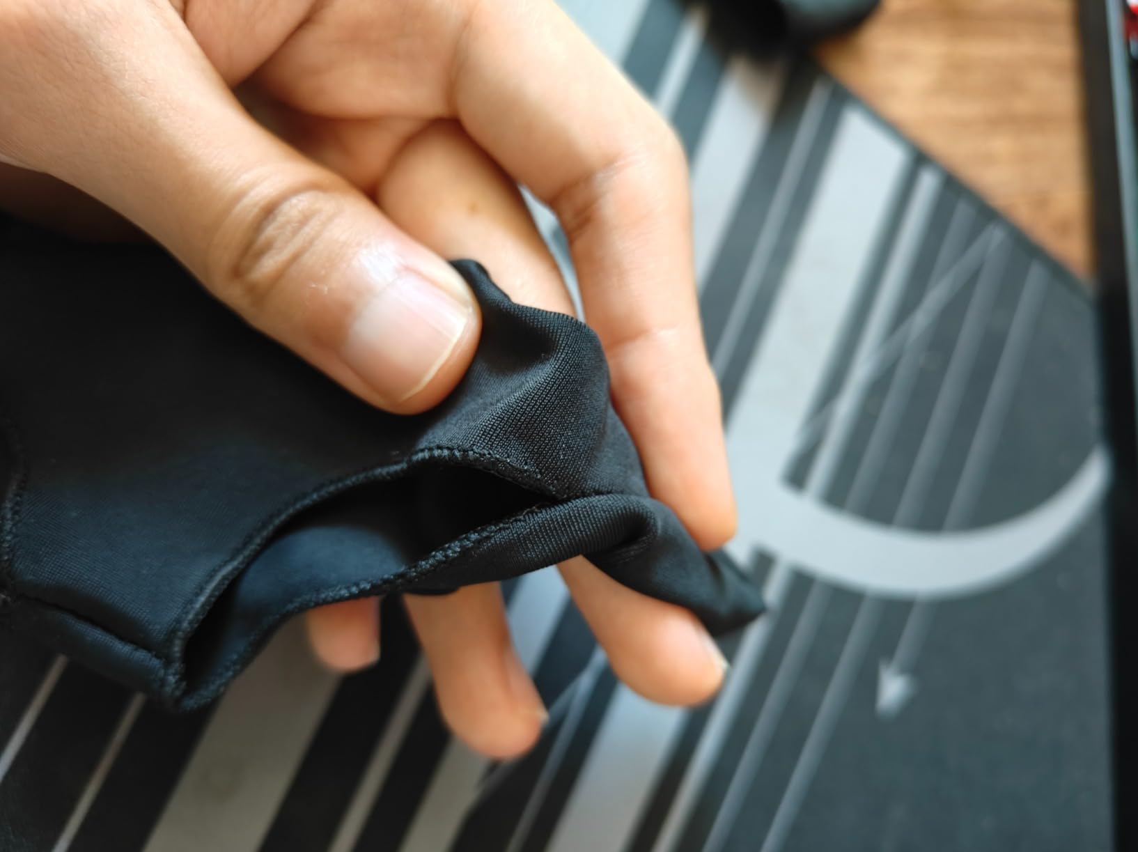 Digital Drawing Glove 2 Pack,Artist Glove for Drawing Tablet,ipad,Sketching,Art Glove with Two Finger for Right Hand and Left Hand (Smudge Guard, Medium,3.15x8.58inch) Customer Review Digital Drawing Glove 2 Pack,Artist Glove for Drawing Tablet,ipad,Sketching,Art Glove with Two Finger for Right Hand and Left Hand (Smudge Guard, Medium,3.15x8.58inch) - Customer Photo 2