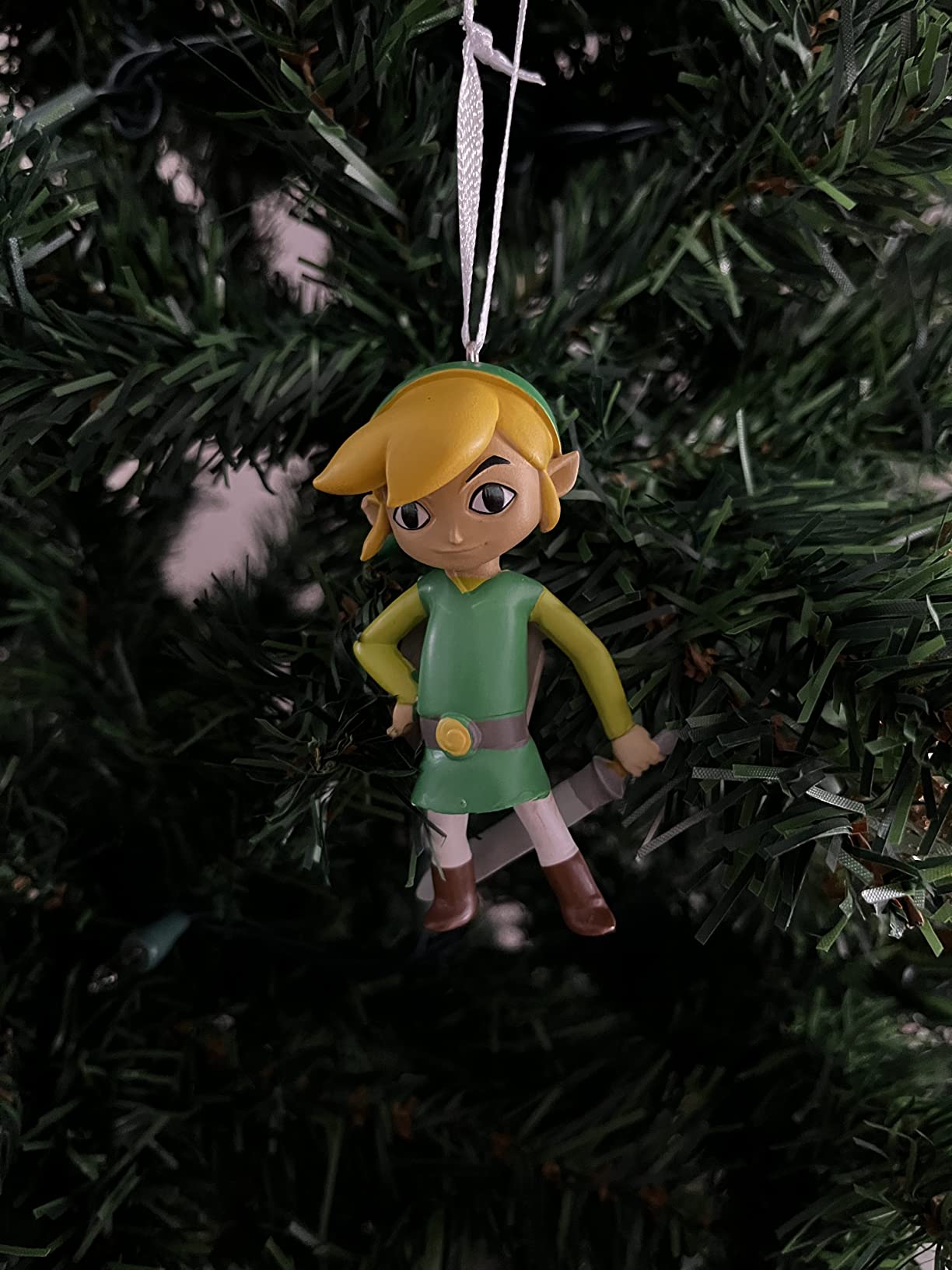 Hallmark Nintendo The Legend of Zelda Link Christmas Ornament - Customer Photo 2