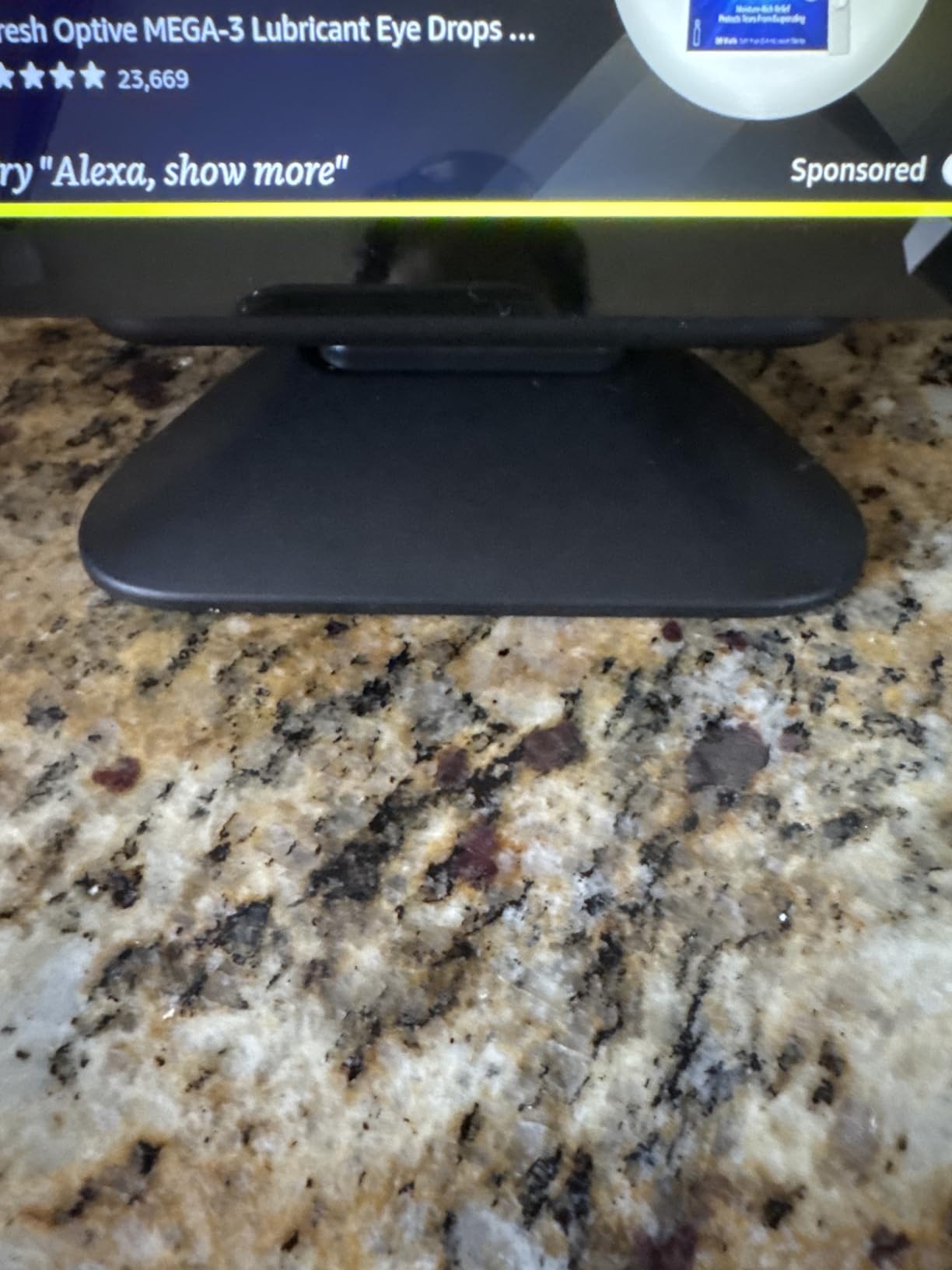 Echo Show 5 (3rd Gen) Adjustable Stand with USB-C Charging Port | Charcoal - Customer Photo 1