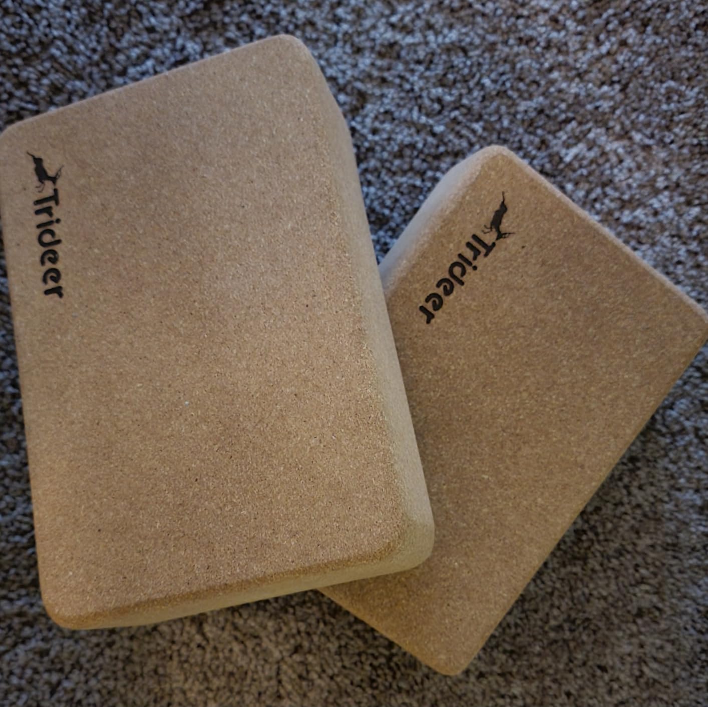 Trideer Cork Yoga Blocks, 2 Pack Natural Cork Blocks, High Density with Non Slip Surface, Eco-Friendly Accessories and Ideal for Yoga, Pilates, Stretching - Customer Photo 1