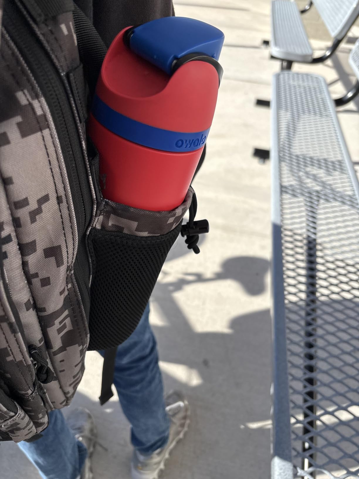 Owala Star Wars FreeSip Insulated Stainless Steel Water Bottle with Straw for Sports and Travel, BPA-Free, 24-Ounce, Darth Vader Customer Review Owala Star Wars FreeSip Insulated Stainless Steel Water Bottle with Straw for Sports and Travel, BPA-Free, 24-Ounce, Darth Vader - Customer Photo 2