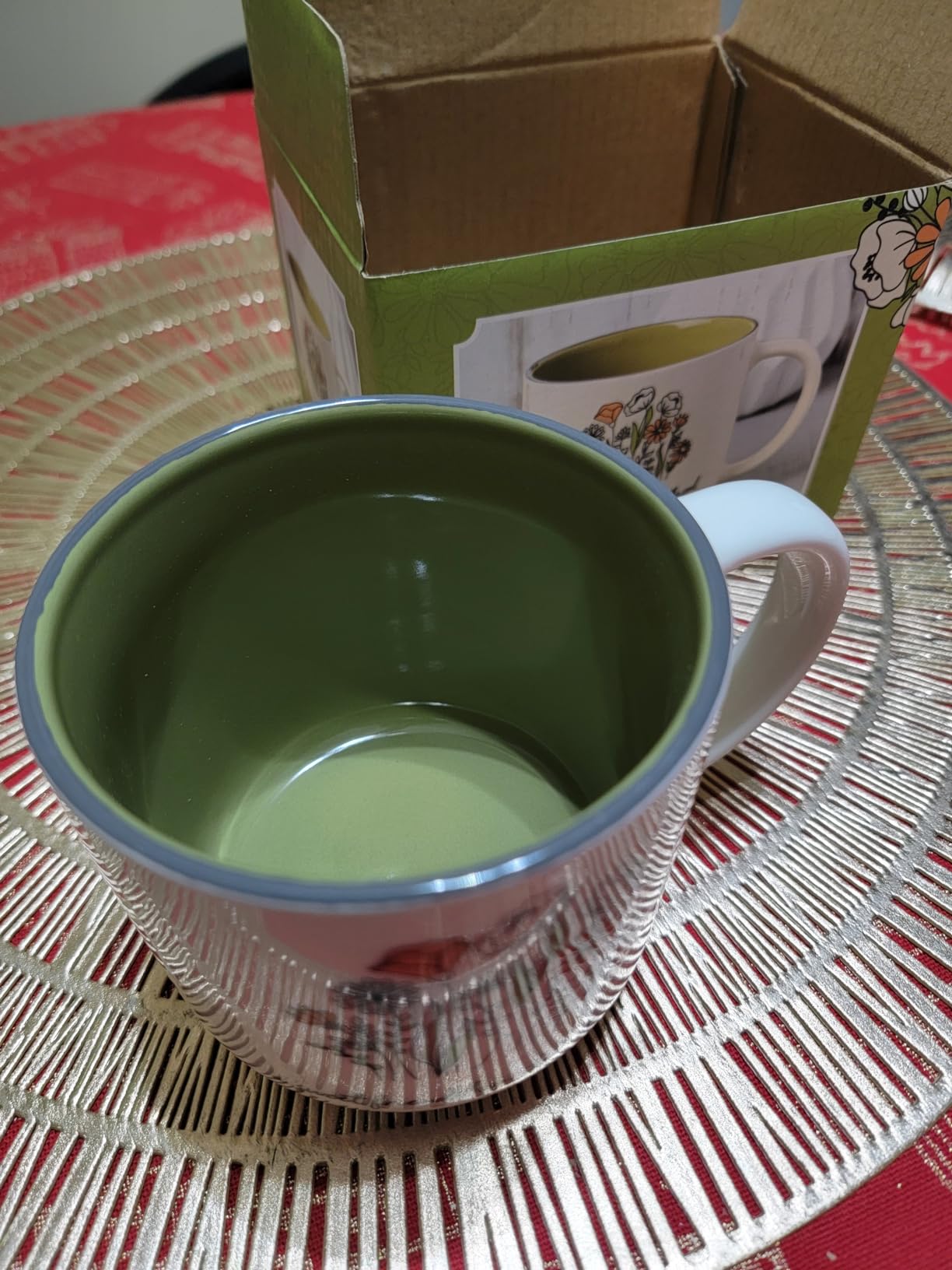 Christian Art Gifts Large Ceramic Coffee & Tea Mug for Women: Kind Words are Like Honey Inspirational Bible Verse, Non-toxic/Lead-free, Microwave/Dishwasher Safe Bumble Bee Cup, Yellow/White, 15 oz. - Customer Photo 4