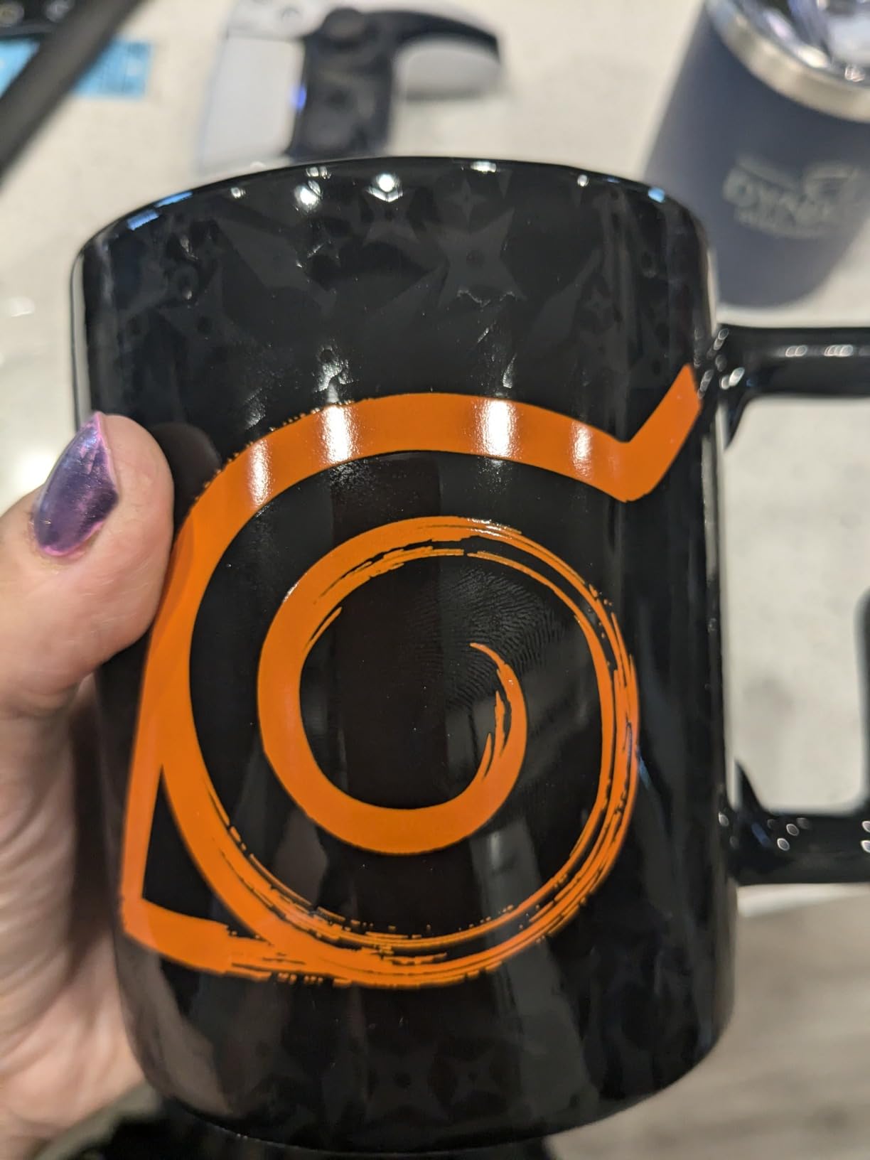 ABYstyle Naruto Shippuden 3D Kunai Ceramic Coffee Tea Mug Anime Manga Drinkware Home & Kitchen Essential Gift Customer Review ABYstyle Naruto Shippuden 3D Kunai Ceramic Coffee Tea Mug Anime Manga Drinkware Home & Kitchen Essential Gift - Customer Photo 1