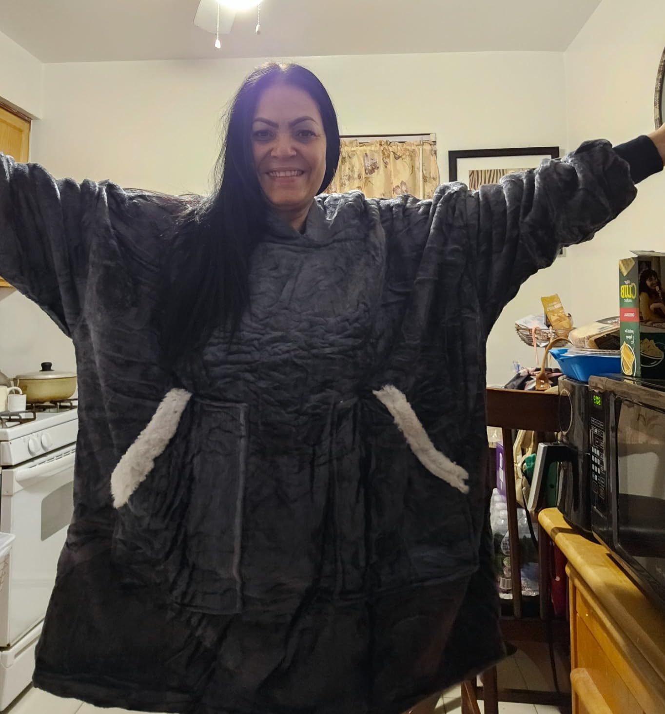 Kipswiza Panda Blanket Hoodie for Kids 6-13 Girls Boys Birthday Gifts, Soft Cozy Sherpa Oversized Wearable Blankets - Customer Photo 3